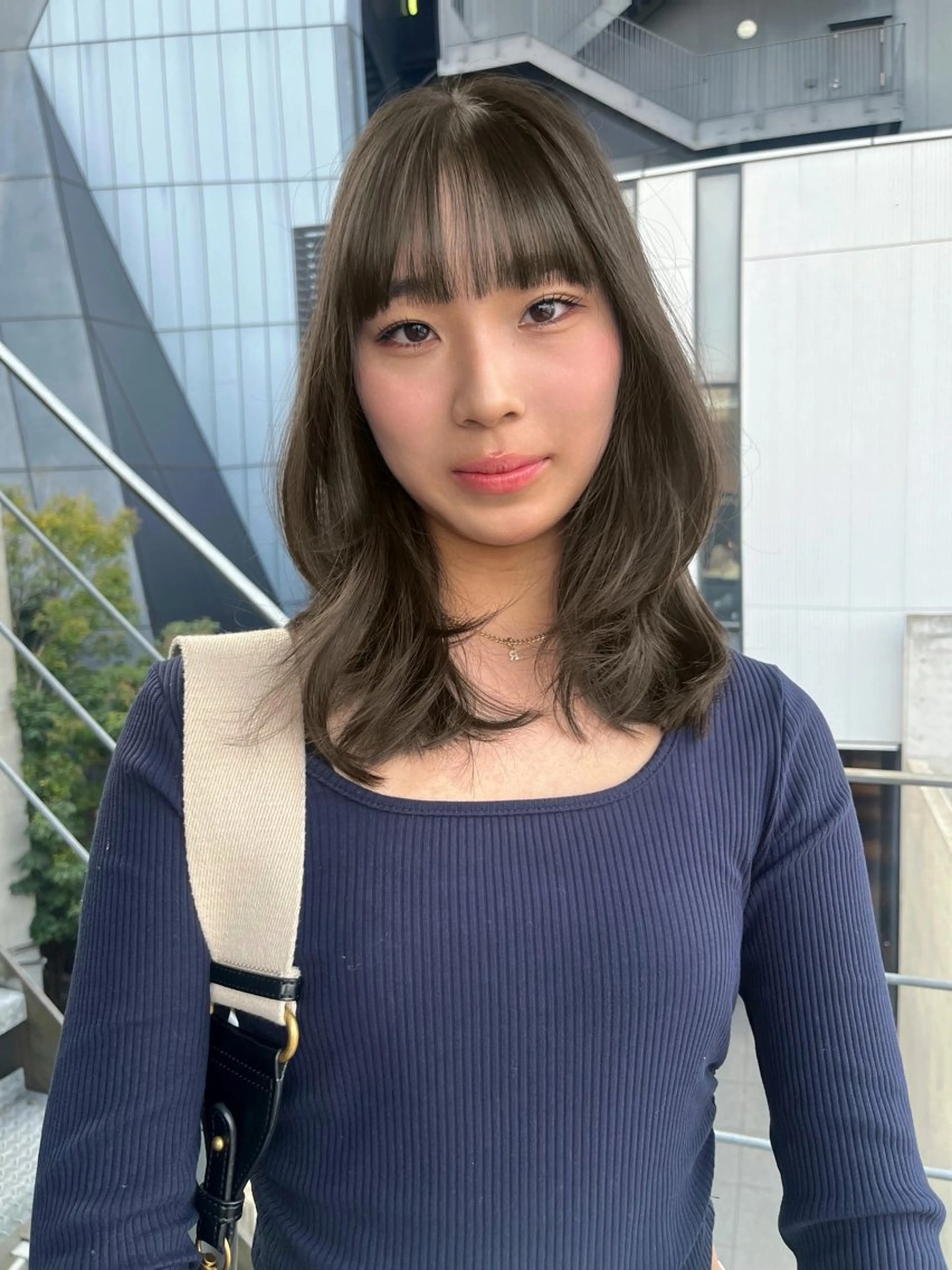 ミディアム レイヤーカット カット ヘアカラー レイヤーカット\ウル フ　chinatsuのヘアスタイル