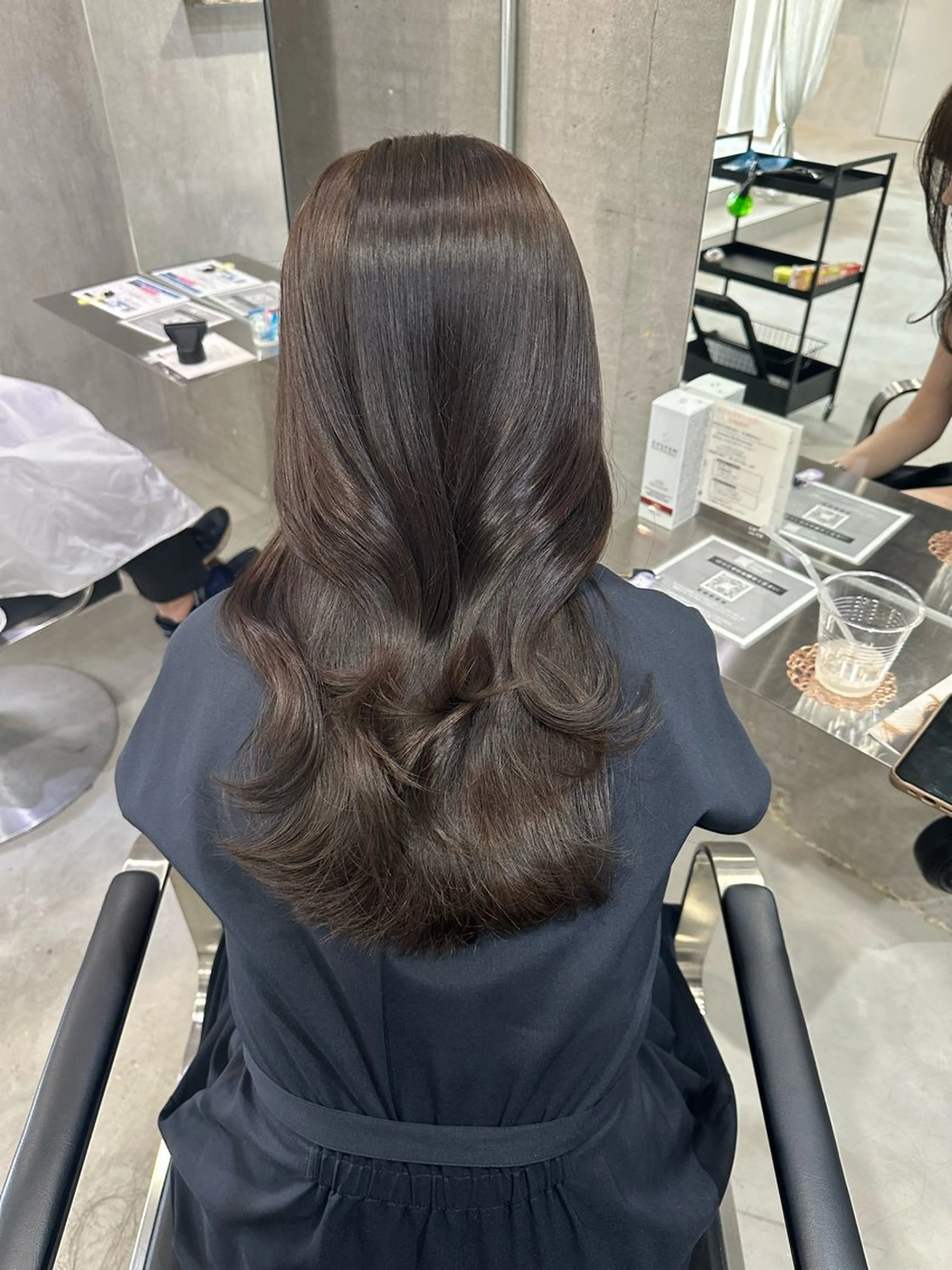 セミロング カラー 本場韓国ヘア特化 아이비/Aibiのヘアスタイル