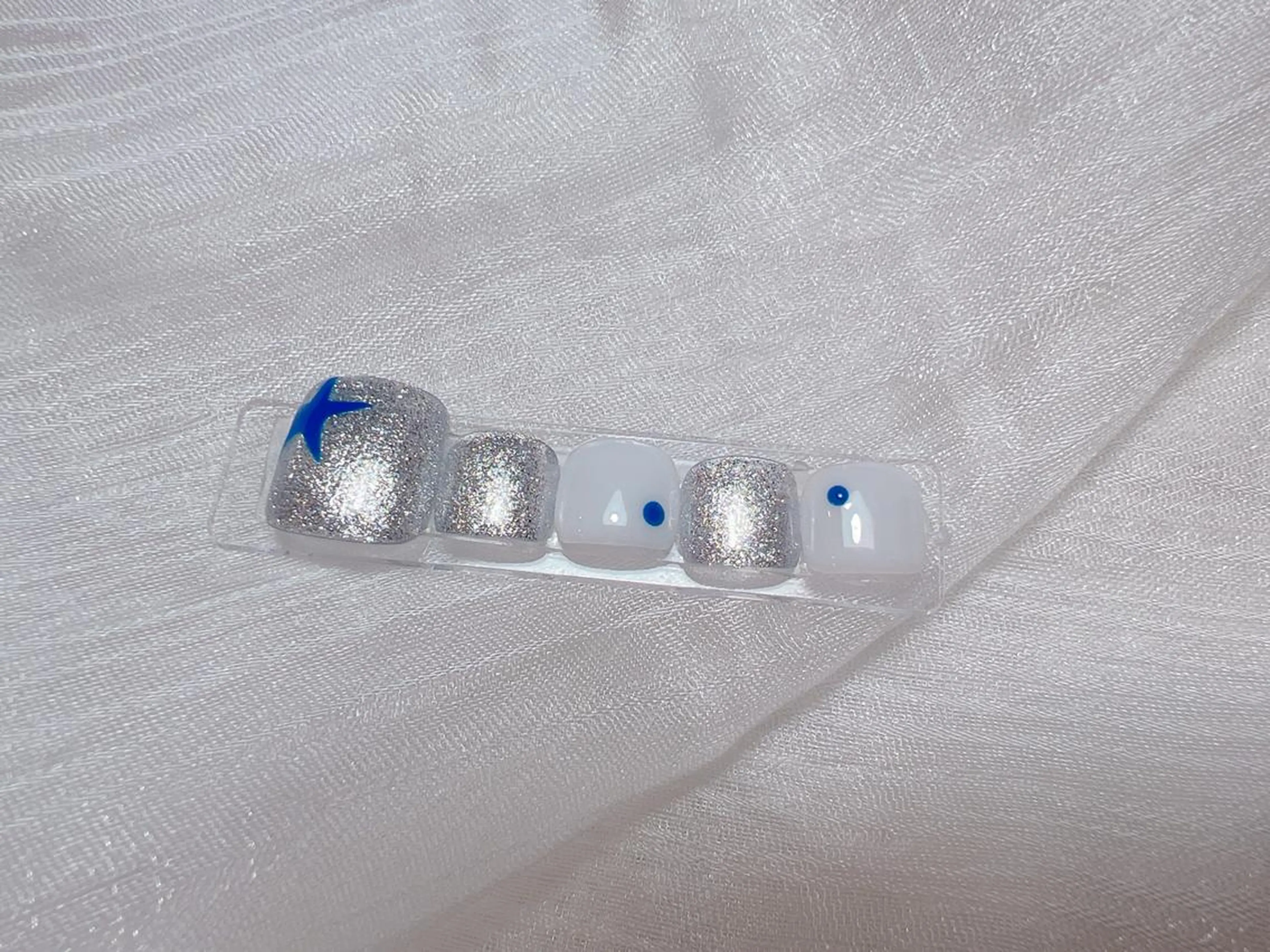 ネイル ハンドネイル 桃山 莉緒のネイルデザイン