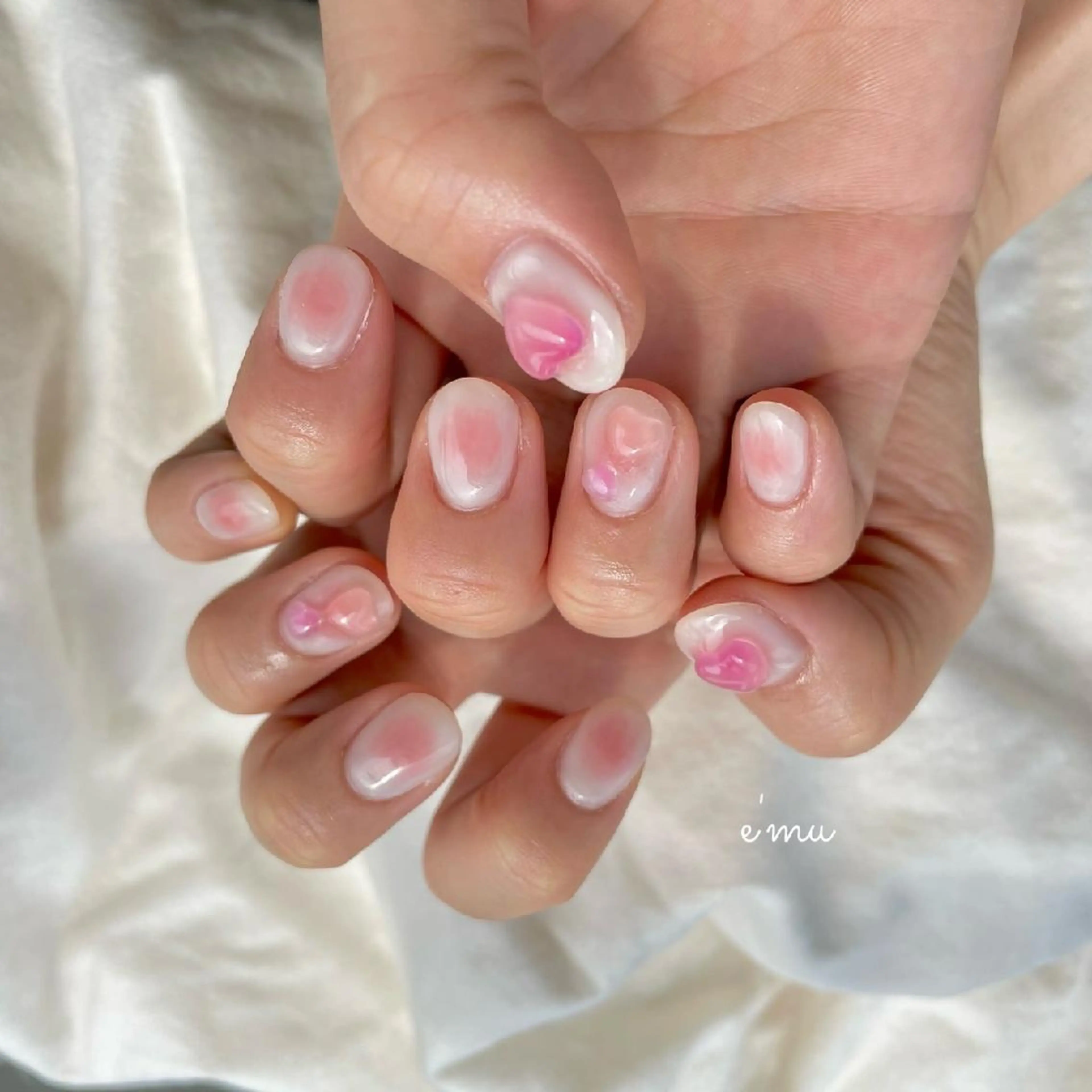 ネイル チークネイル ガーリー ハート nail salon e'mu💐のネイルデザイン