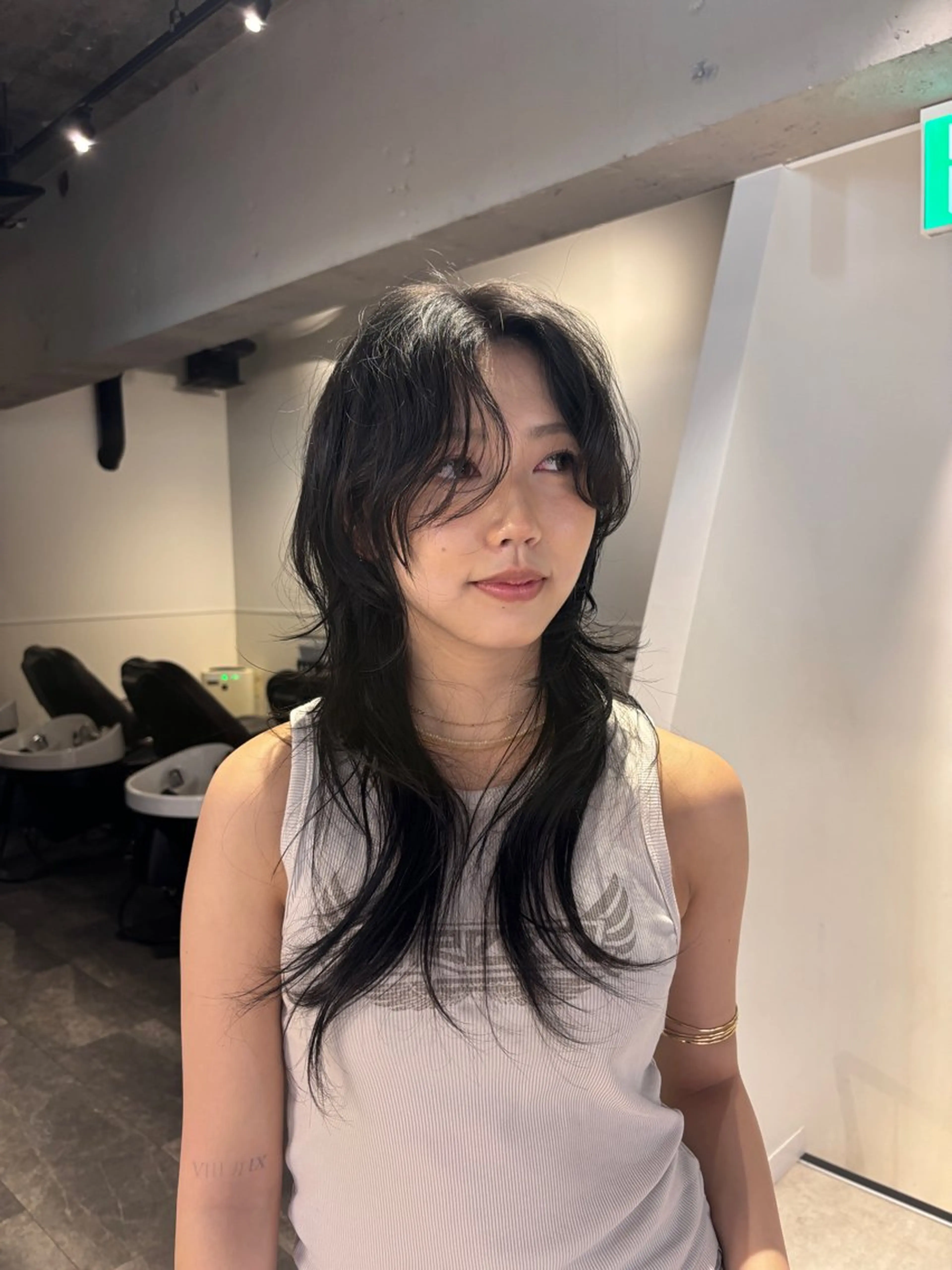 ロング カット M.slash  元町店所属・カット／艶カラー みゆ🥣🫧🩵のヘアスタイル