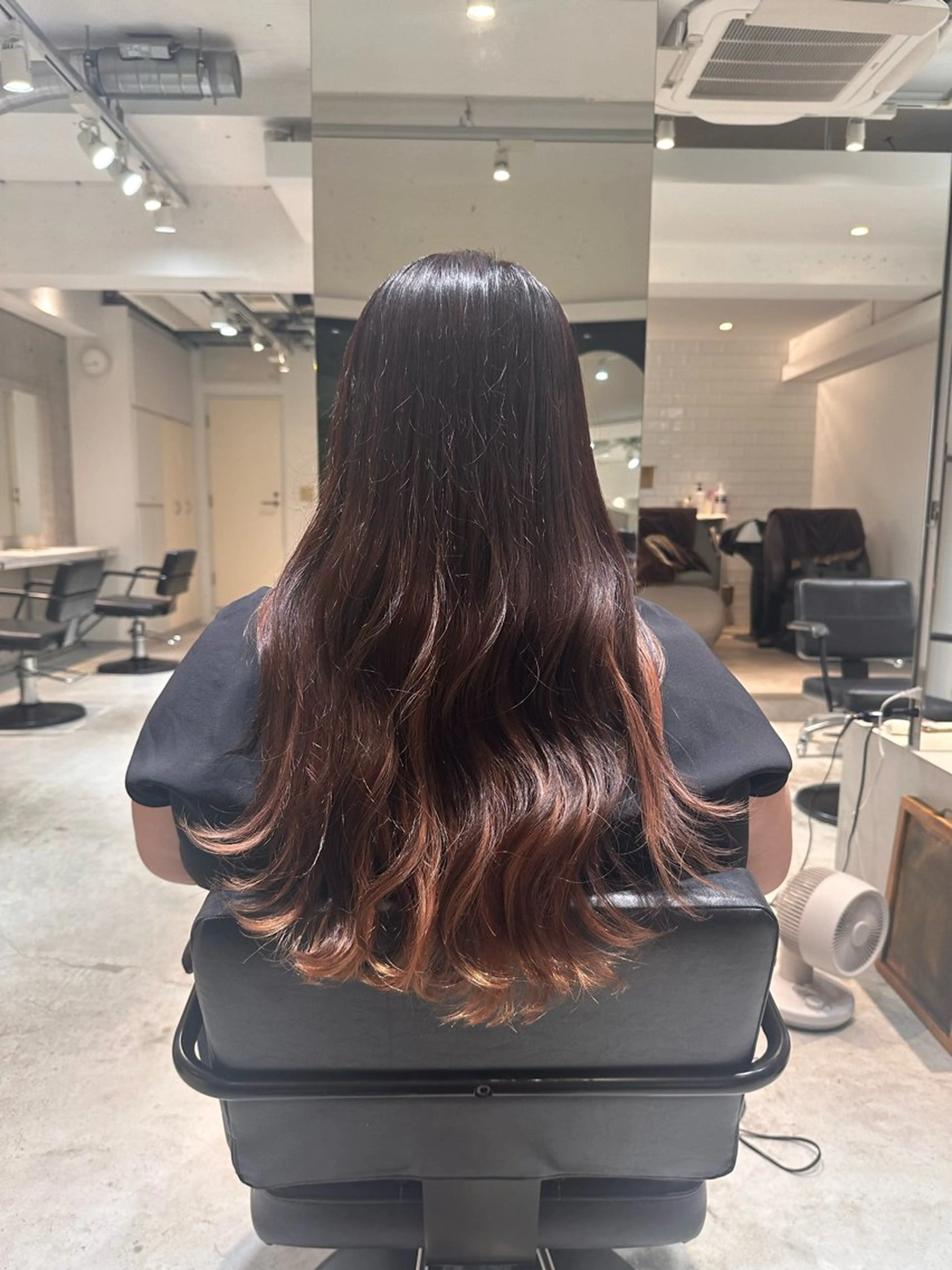 ロング ヘアカラー ニュアンスカラー/ amikaのヘアスタイル