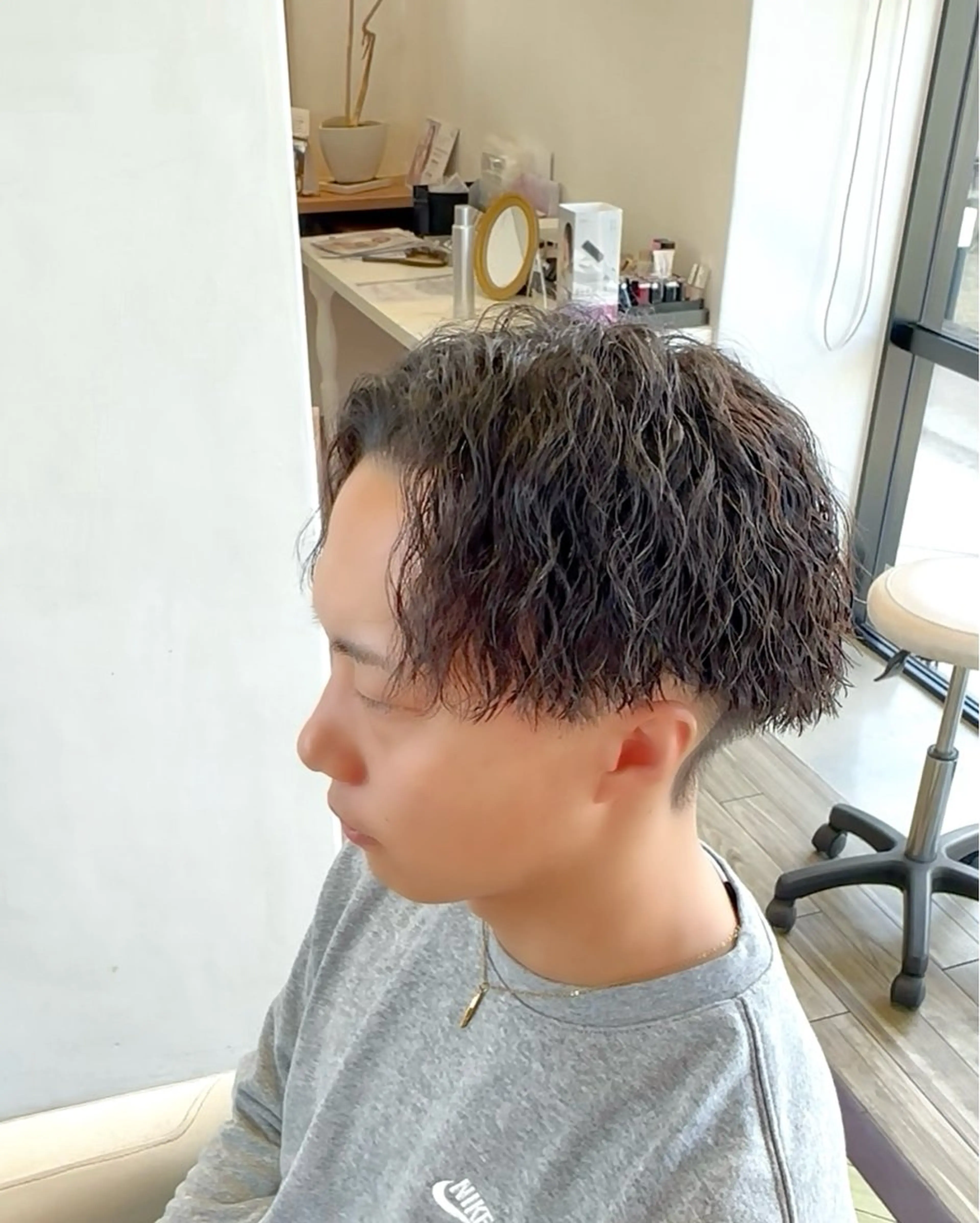 パーマ メンズ センターパート メンズパーマ カット パーマ ヘッドスパ ☆★メンズ特化★☆ 川地由麿のヘアスタイル