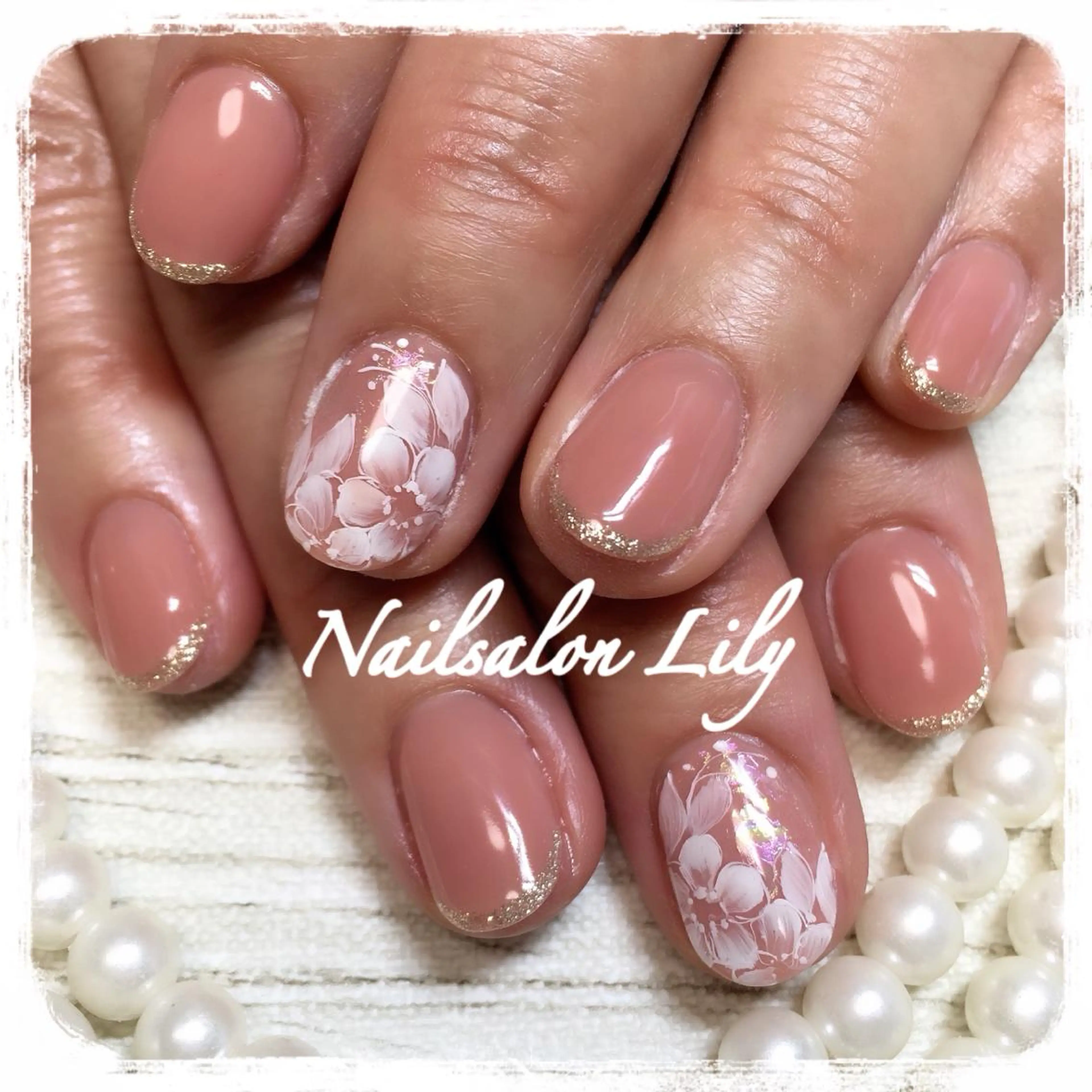 ネイル フラワーネイル Nailsalon Lilyのネイルデザイン