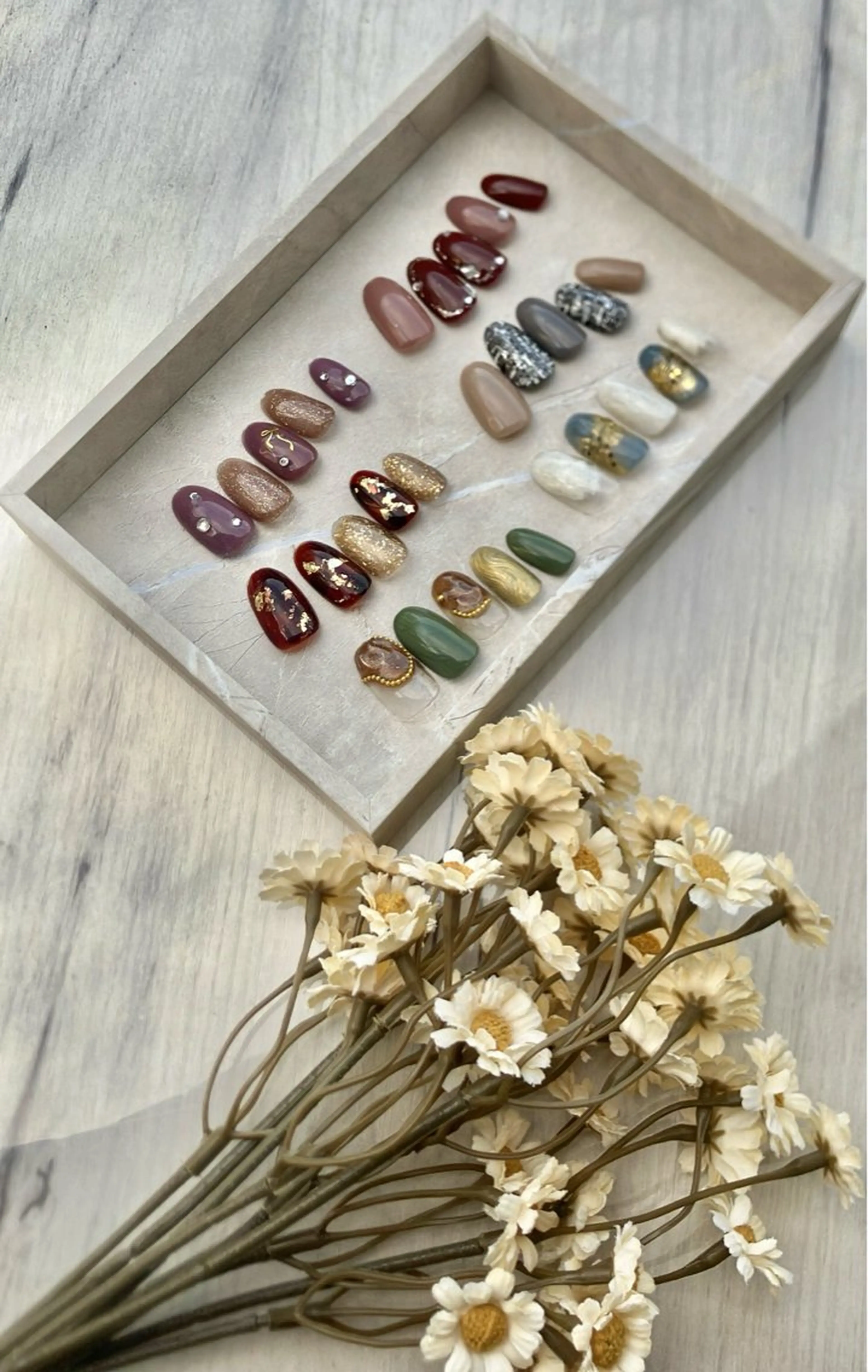 ネイル ハンドネイル たまプラーザ ANZUのネイルデザイン