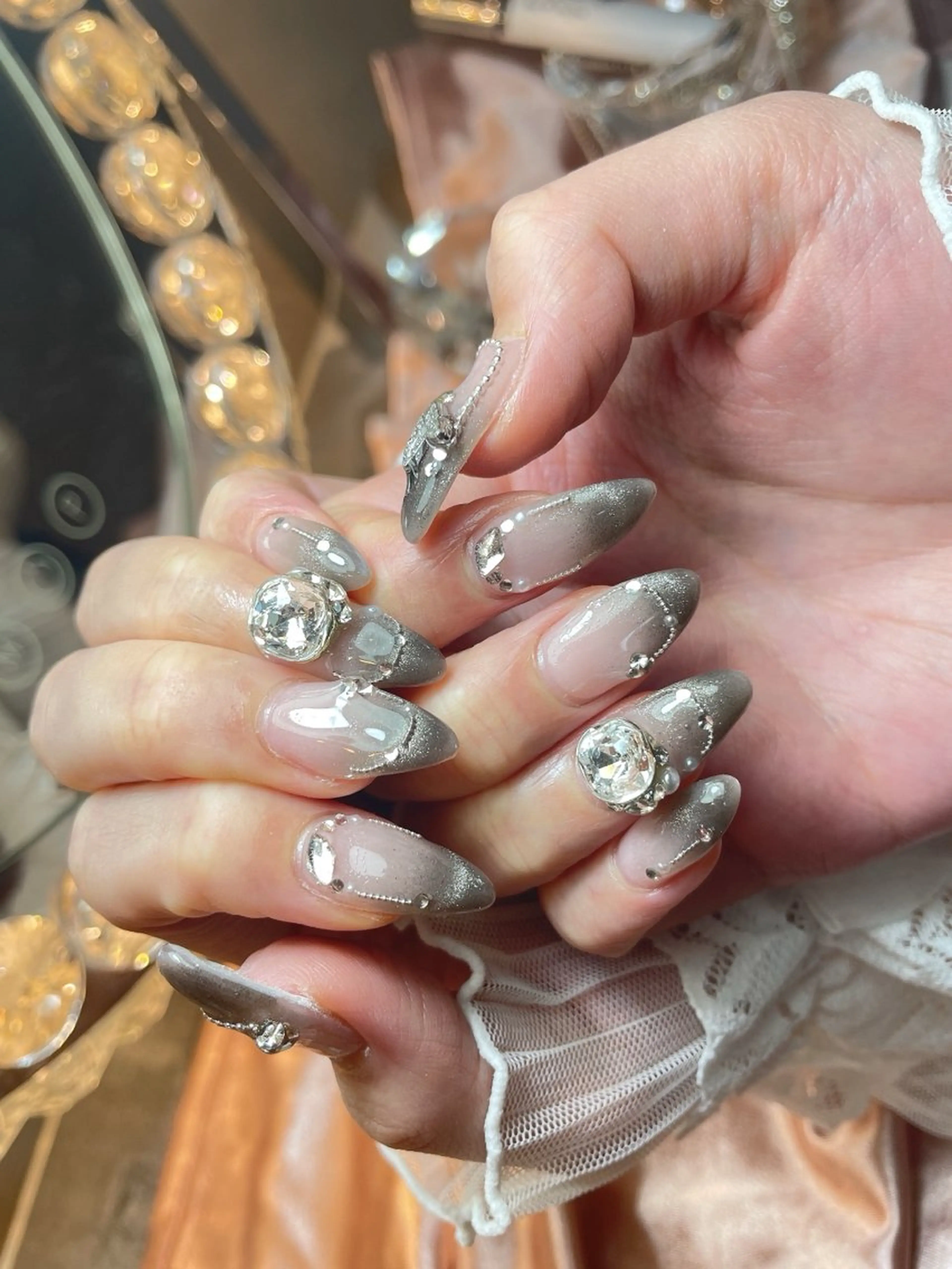 ネイル 23時まで❤︎韓国、 ワンホンネイルのネイルデザイン