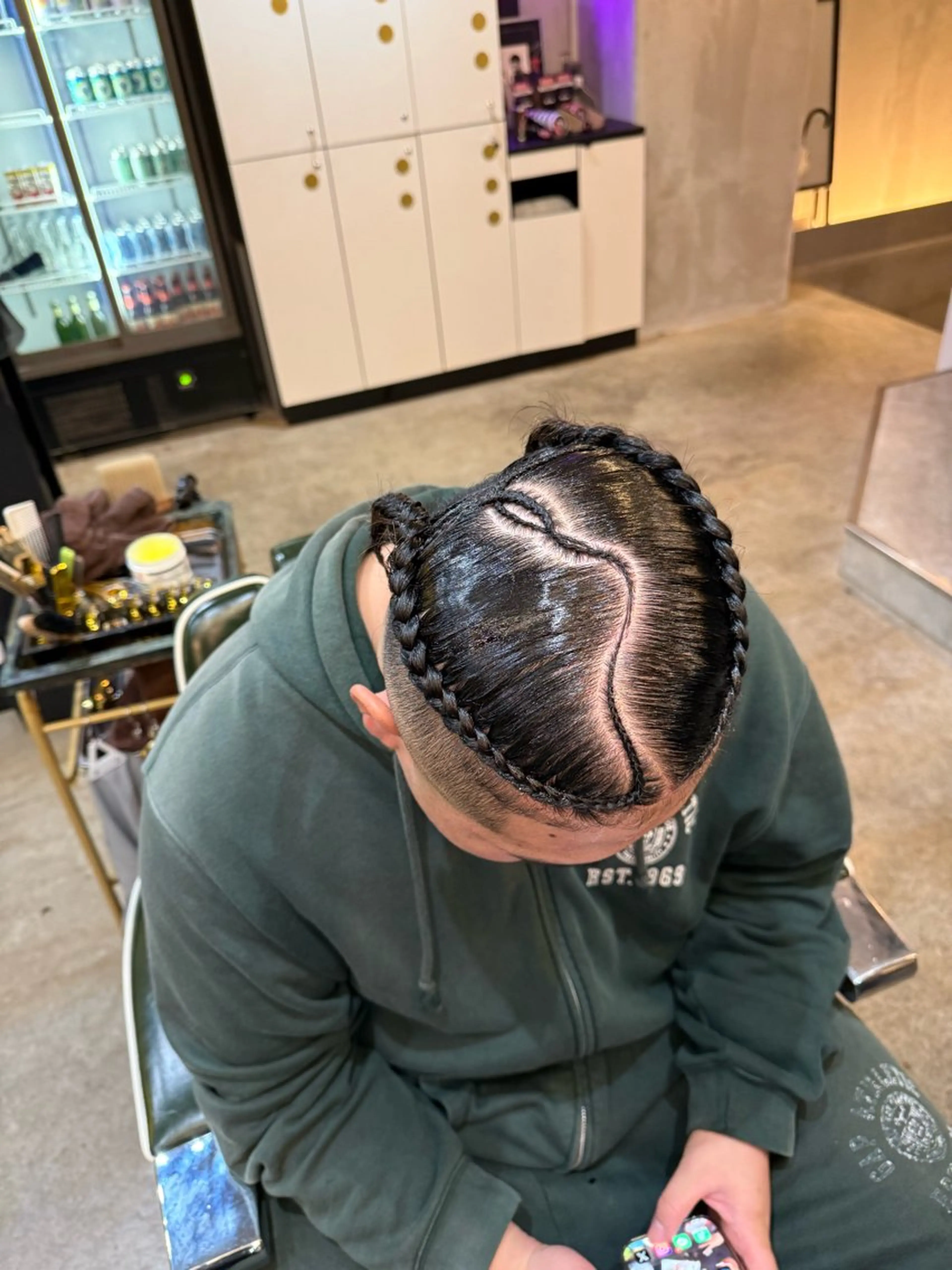 セミロング ヘアアレンジ メンズ 刈り上げ FRANK'S BARBER WEST TOKYO. 吉祥寺所属・Berbar Ryuのヘアスタイル