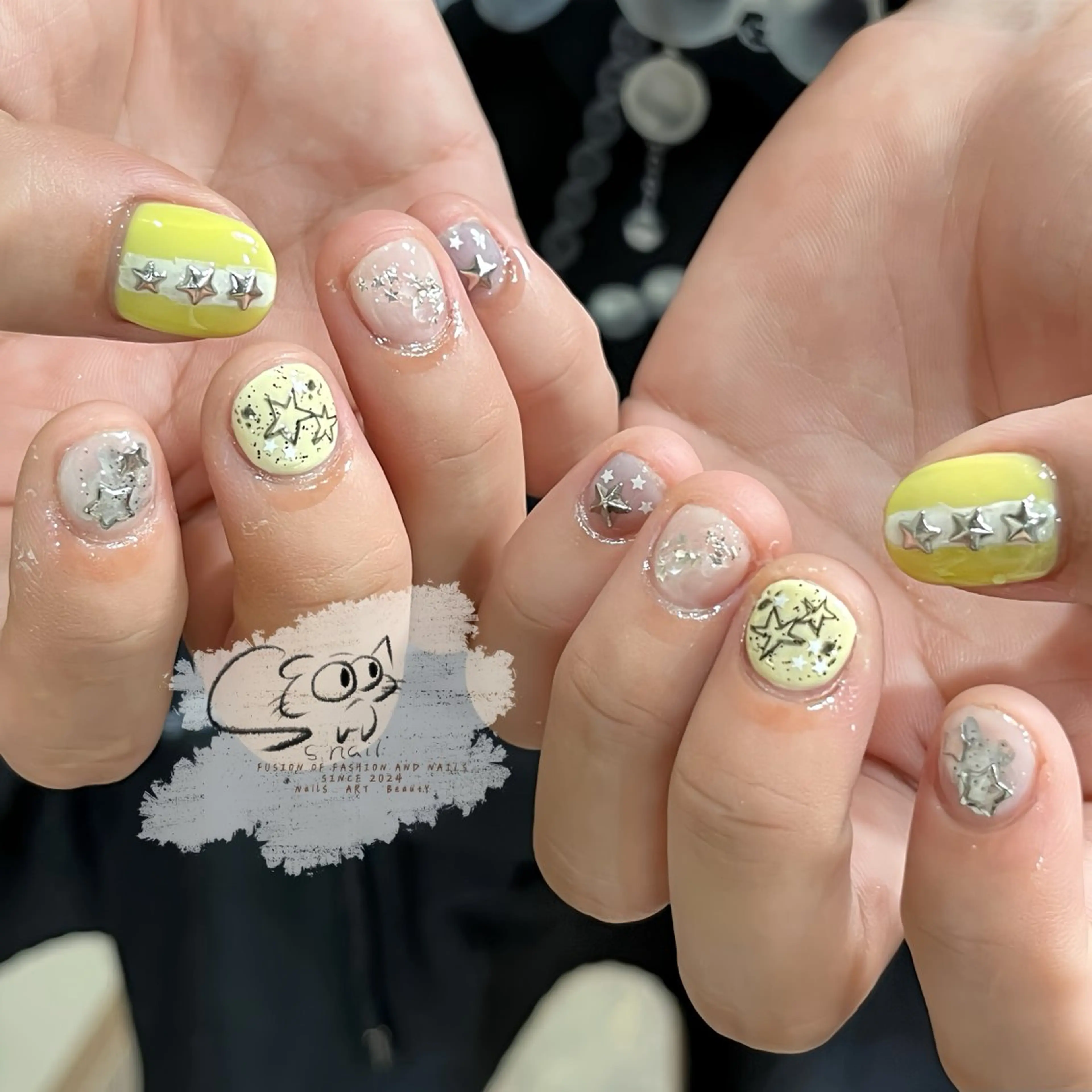 ネイル フレンチネイル ジェルネイル キラキラネイル ラメ(グリッター) マグネットネイル ハンドネイル S.nail所属・S.nail _のネイルデザイン