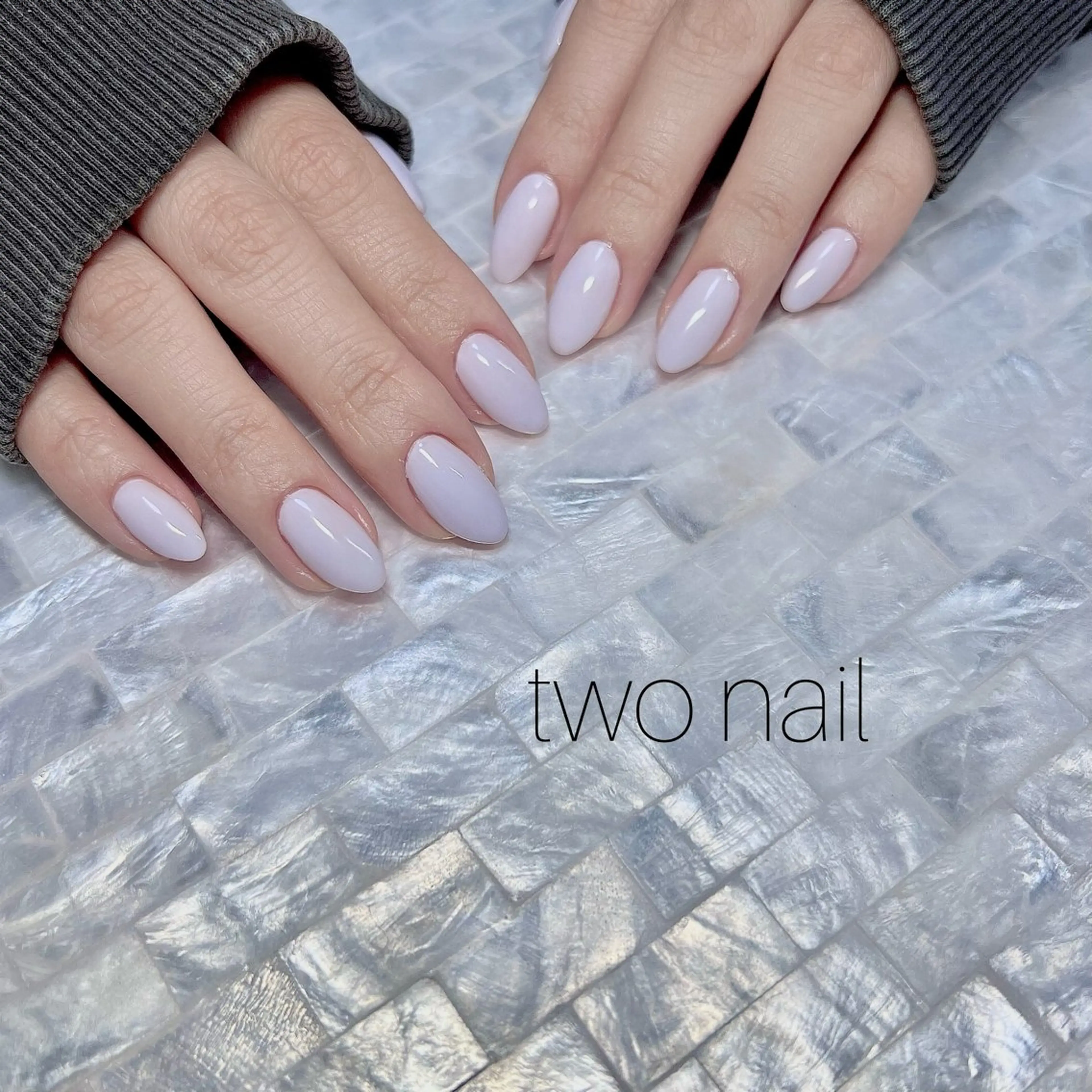 ネイル ネイルチップ ホワイト ハンドネイル two nailのネイルデザイン