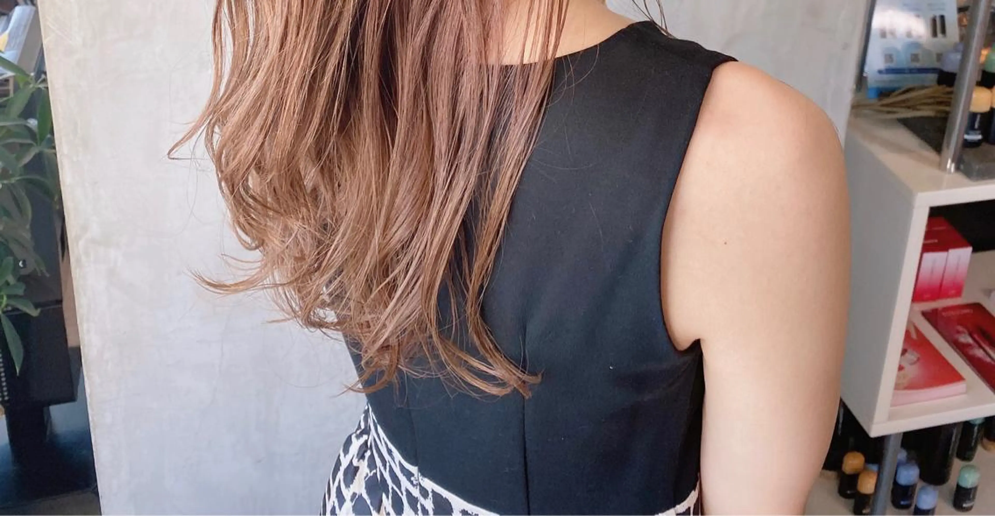 セミロング カラー ヘアアレンジ ベージュカラー ミルクティーベージュ stylist/蛯谷 珠里のヘアスタイル