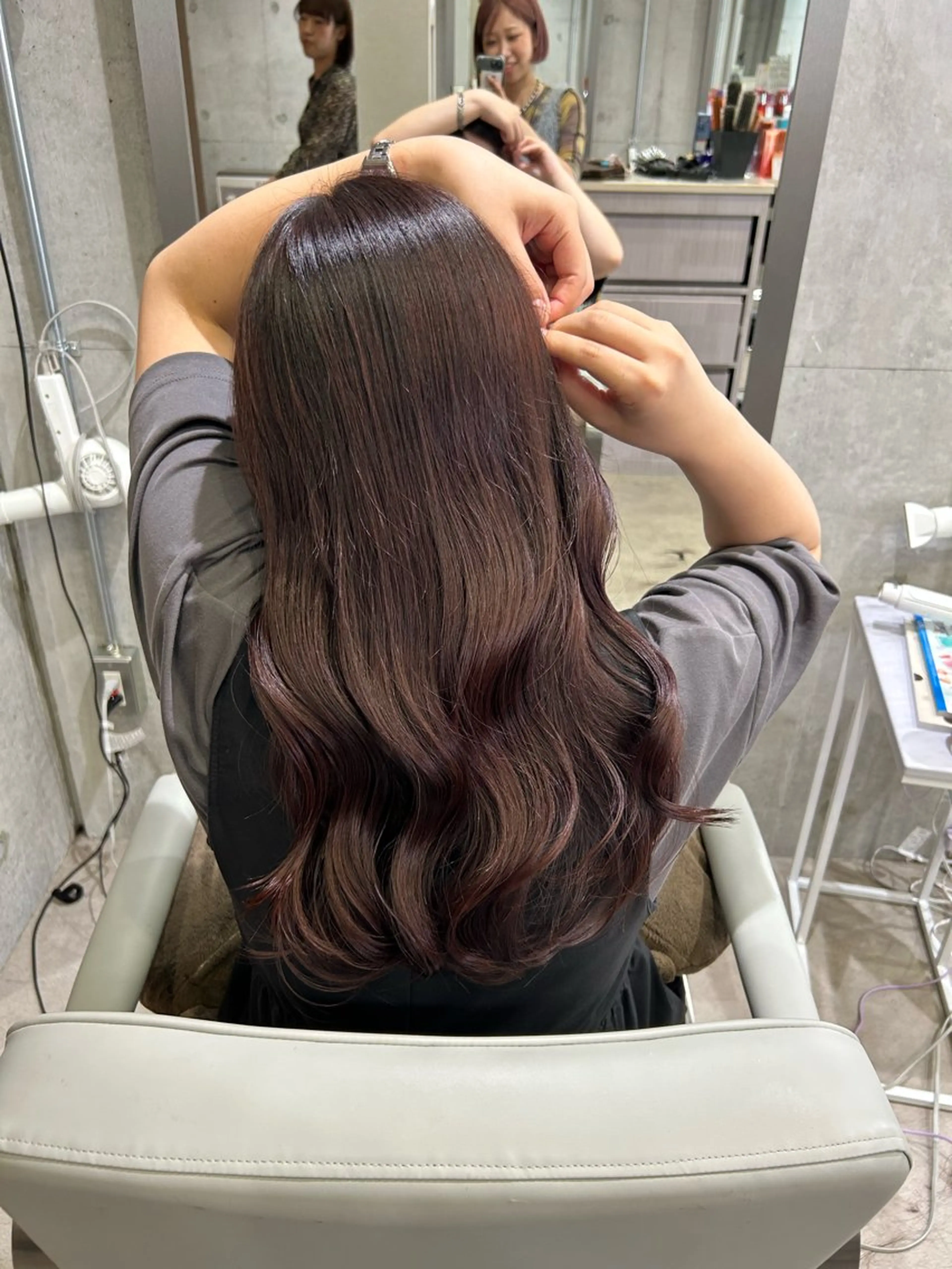 ロング .AIRI🌼 暖色/ぱつっとぼぶのヘアスタイル