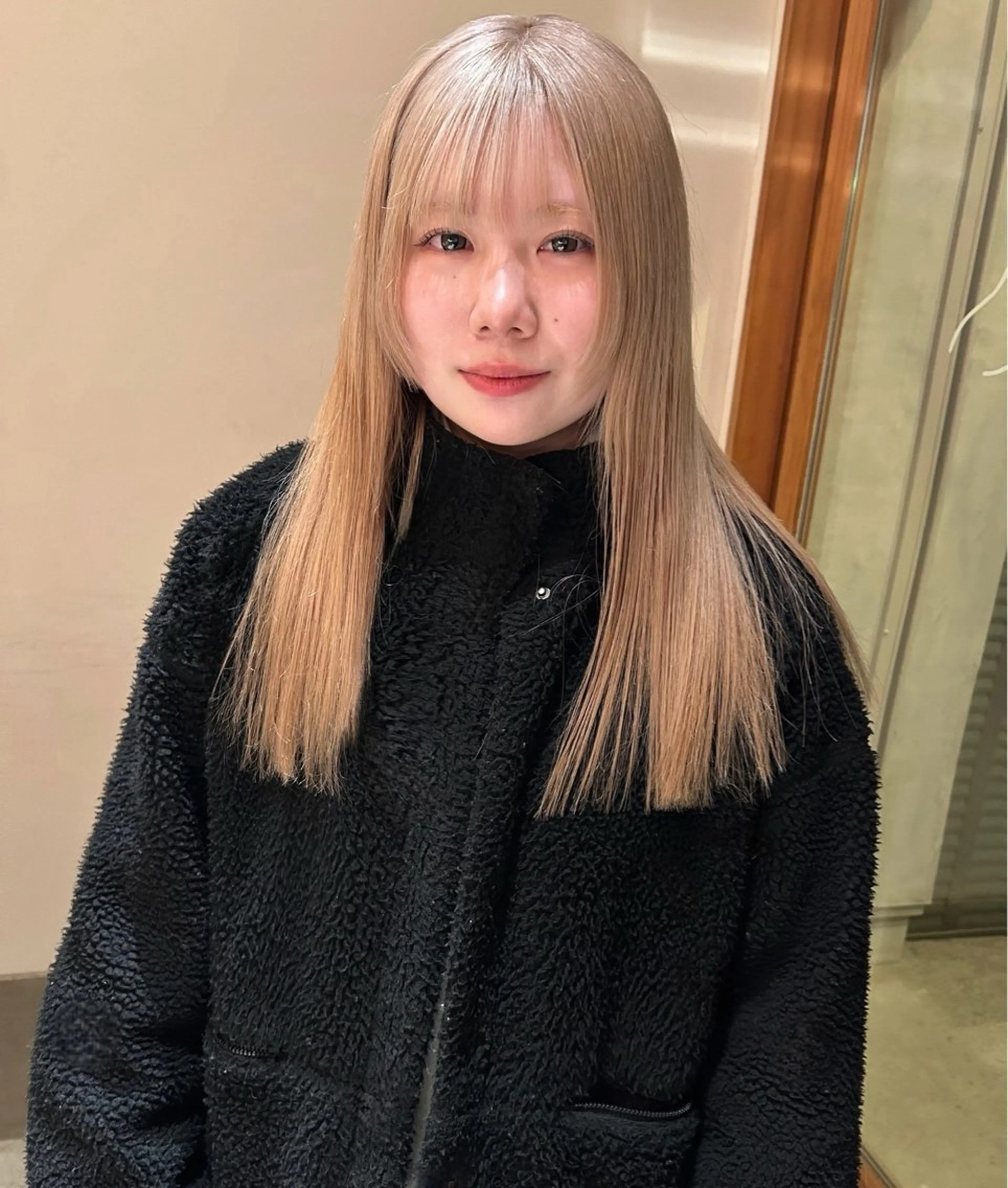 🌼ベージュカラーにしたい人限定🌼　　　　　　　　　　　　　　　　1ブリーチ+カラー+カット＋トリートメントの写真