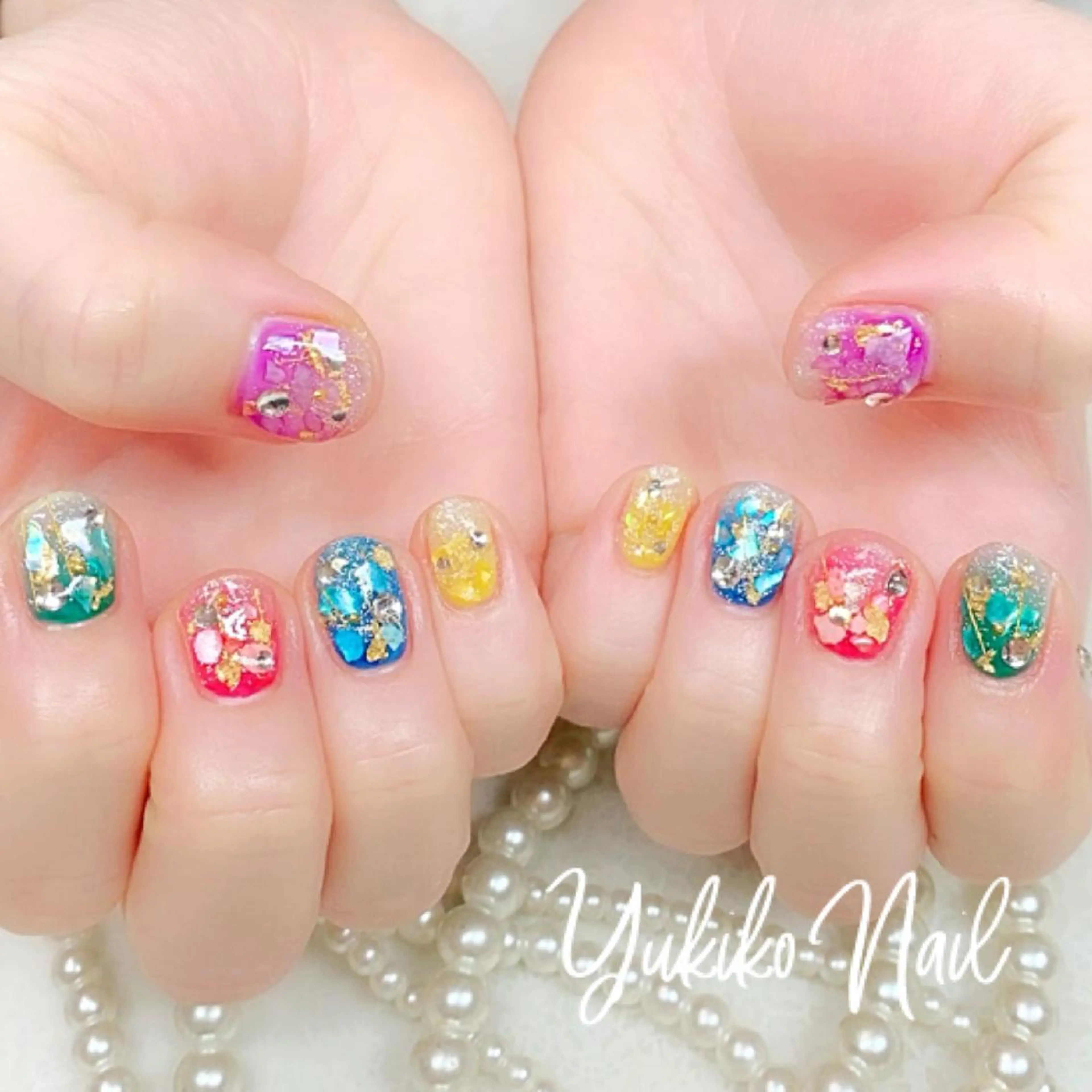 ネイル キラキラネイル 持ち込み ハンドネイル ユキコ ネイルのネイルデザイン