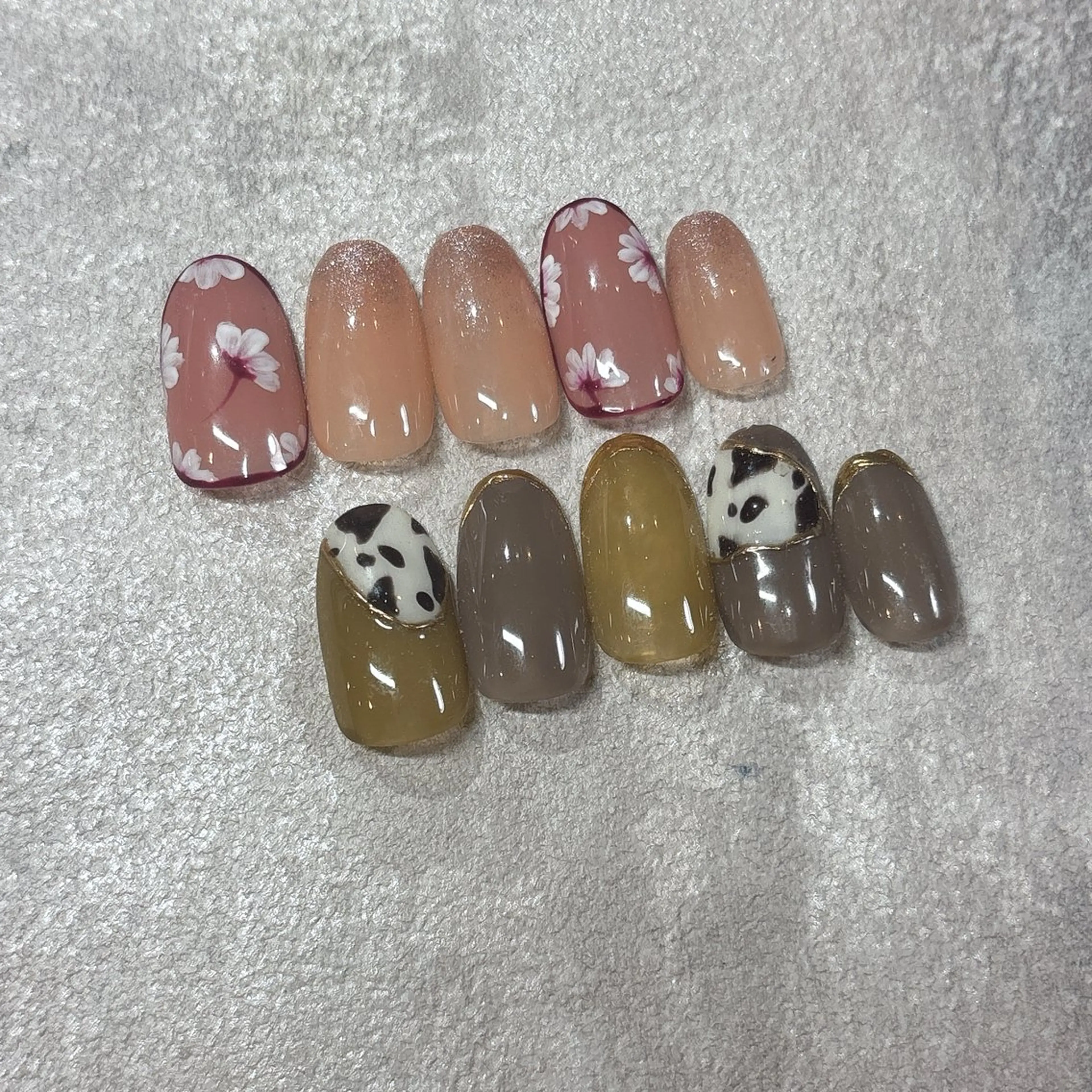 オフなし定額デザイン（カラー変更可能です）の写真