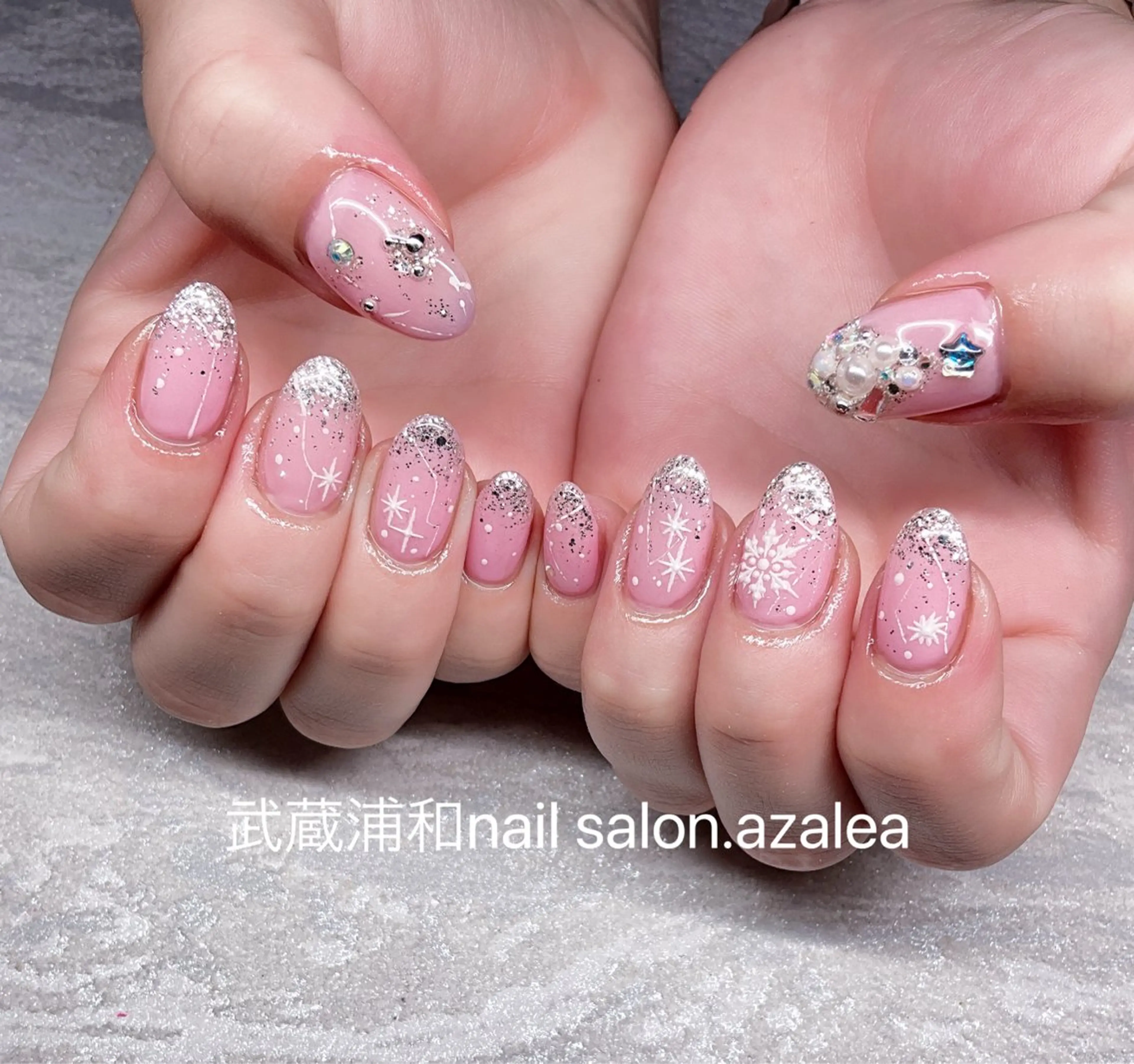 ネイル ハンドネイル R inのネイルデザイン