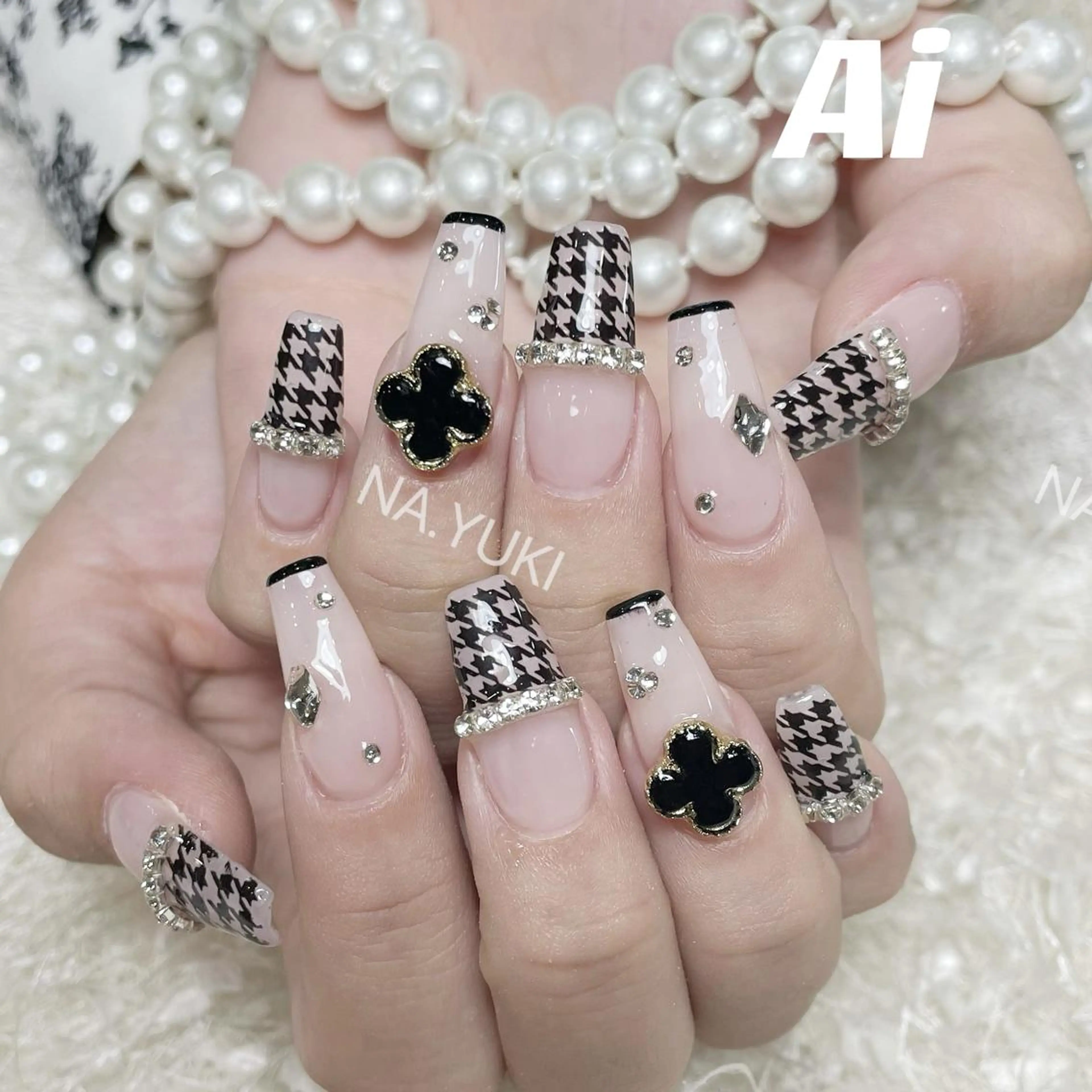 ネイル ハンドネイル ハンドケア 🌷 Mooning 🌷のネイルデザイン