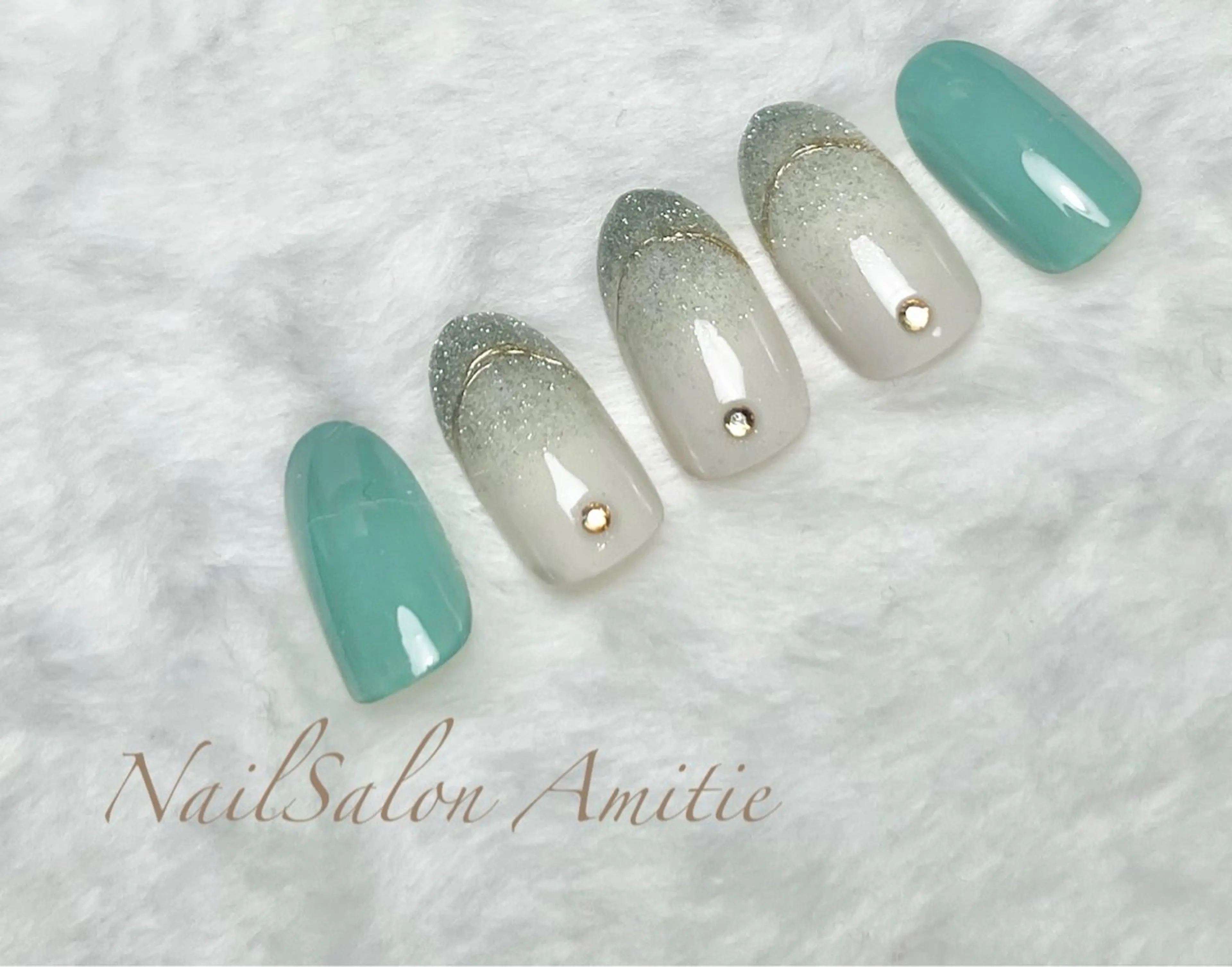 ネイル グリーン マグネットネイル ハンドネイル NailSalon Amitieのネイルデザイン