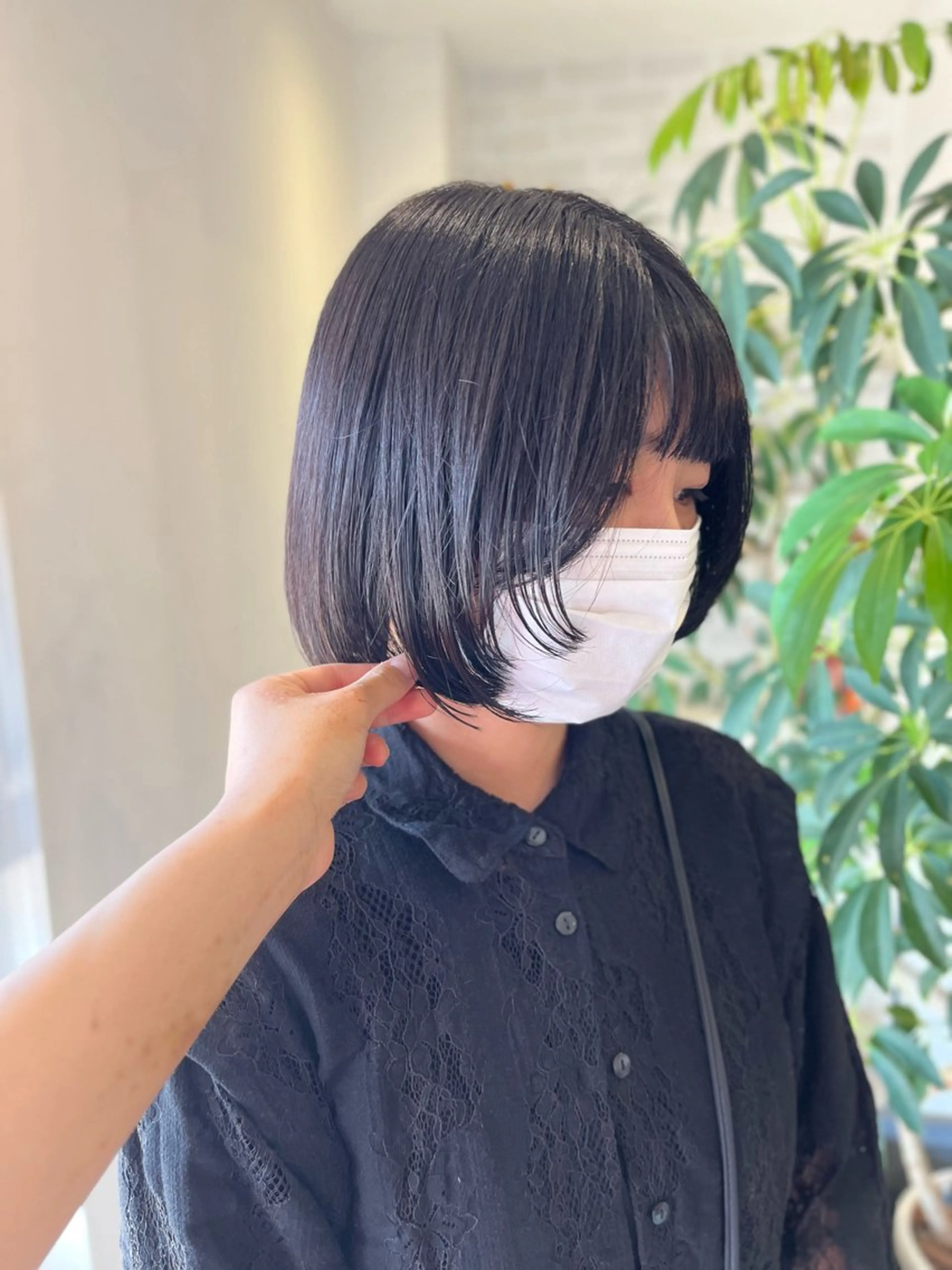 ショート カット 吉田 朱里のヘアスタイル