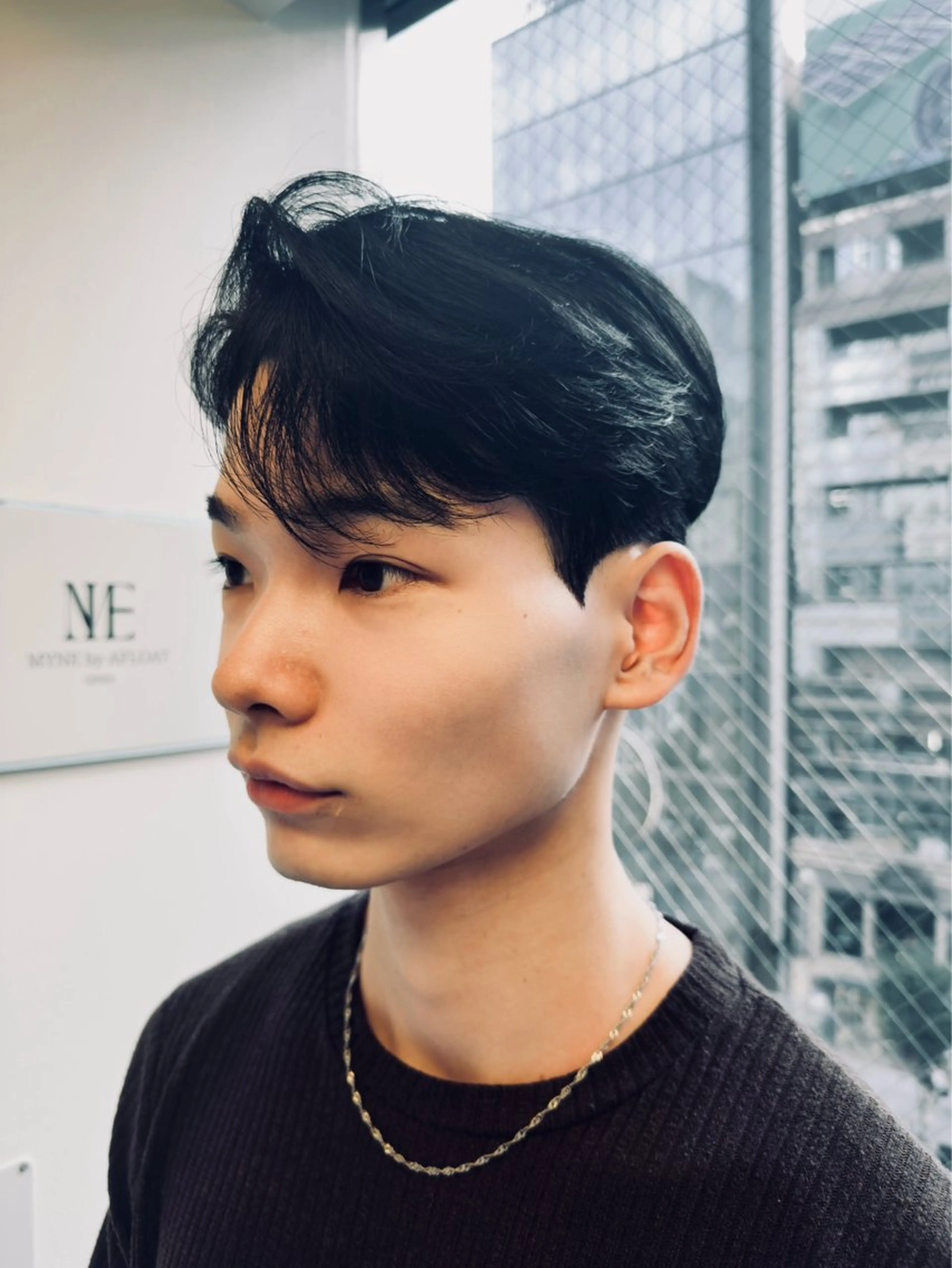 ショート パーマ メンズ カット パーマ メンズ職人/センター パート/富沢真斗のヘアスタイル