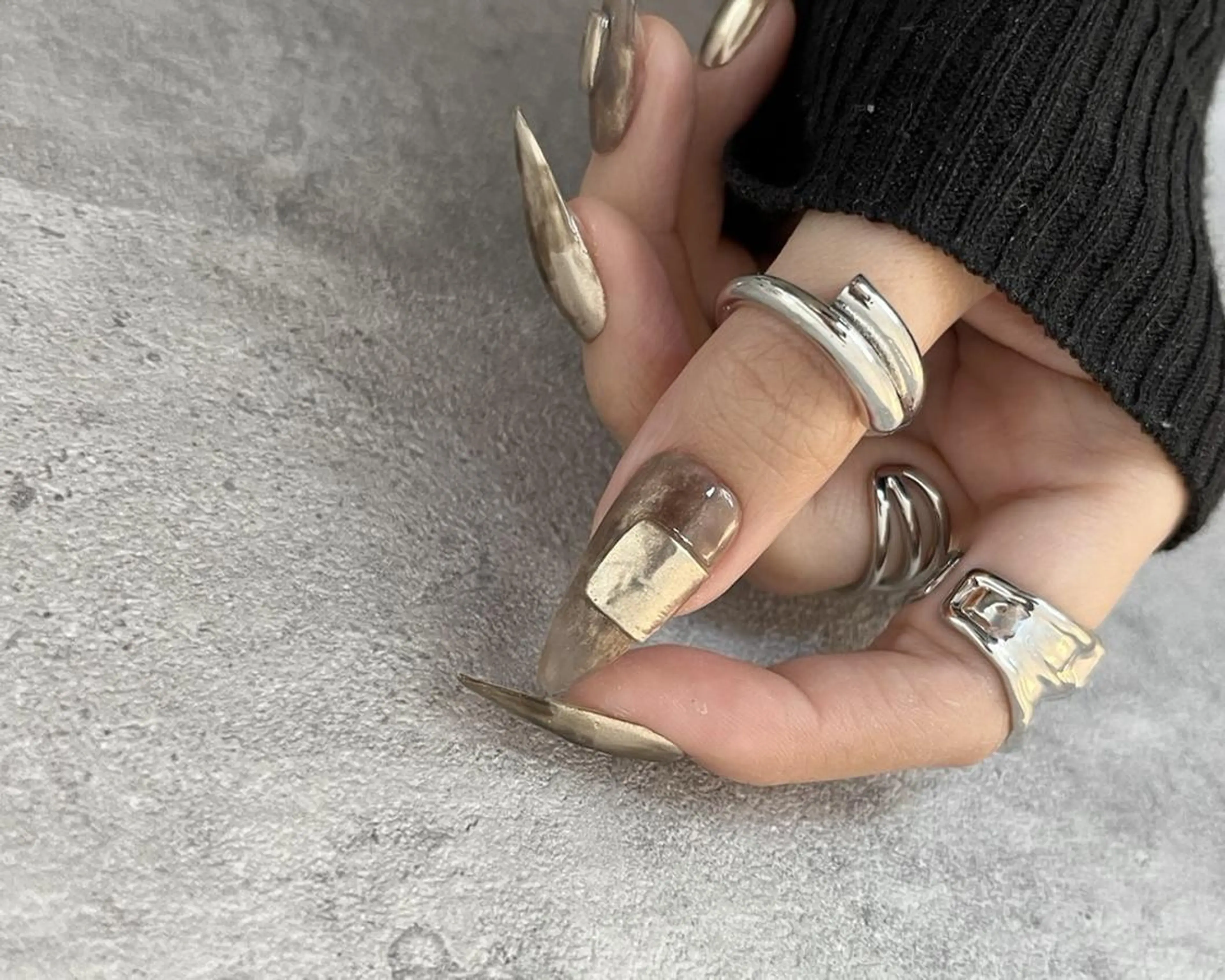 ネイル ハンドネイル Ray. ちゅるん系ニュアンスのネイルデザイン