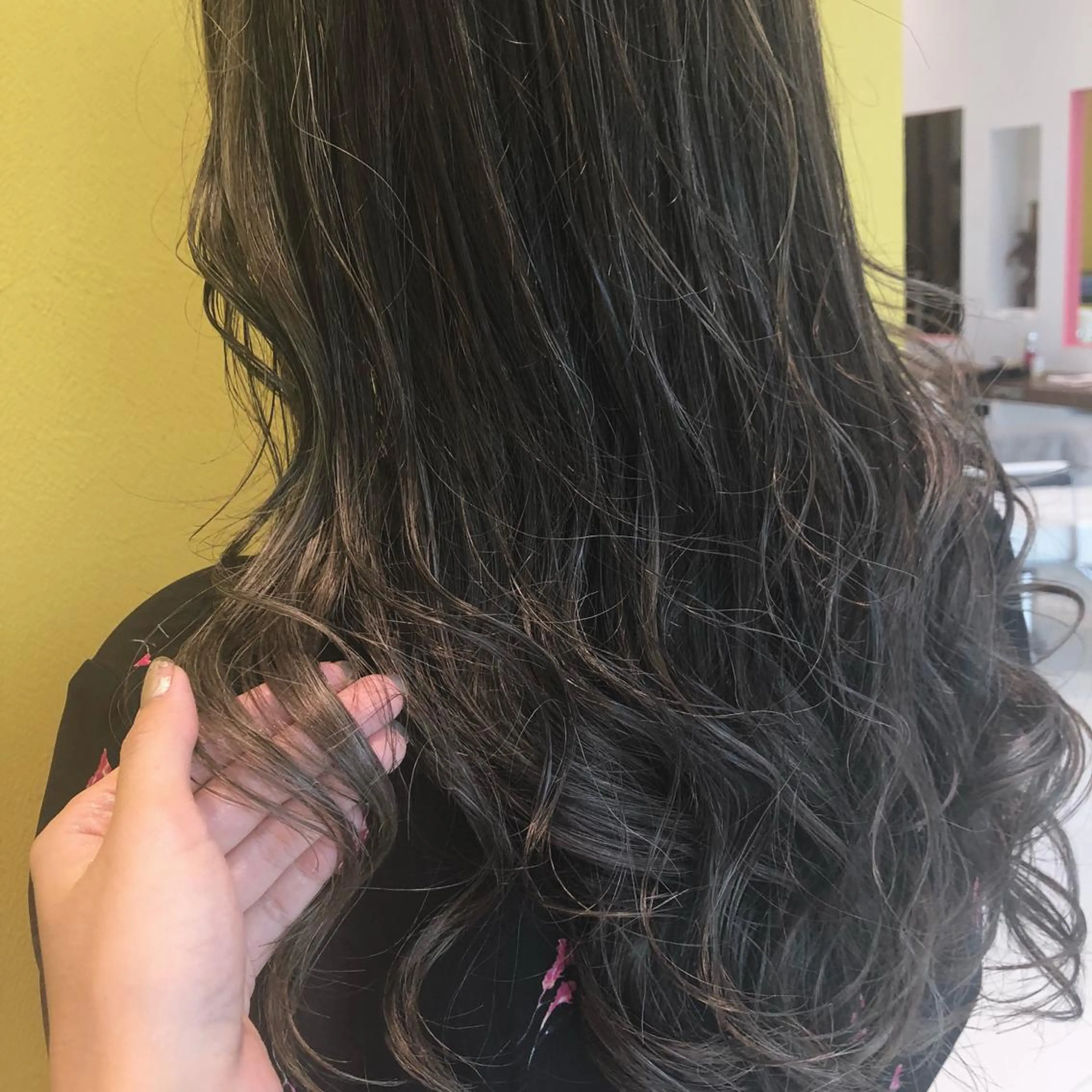 ロング カラー ハイライトカラー ハイライト sano sayakaのヘアスタイル