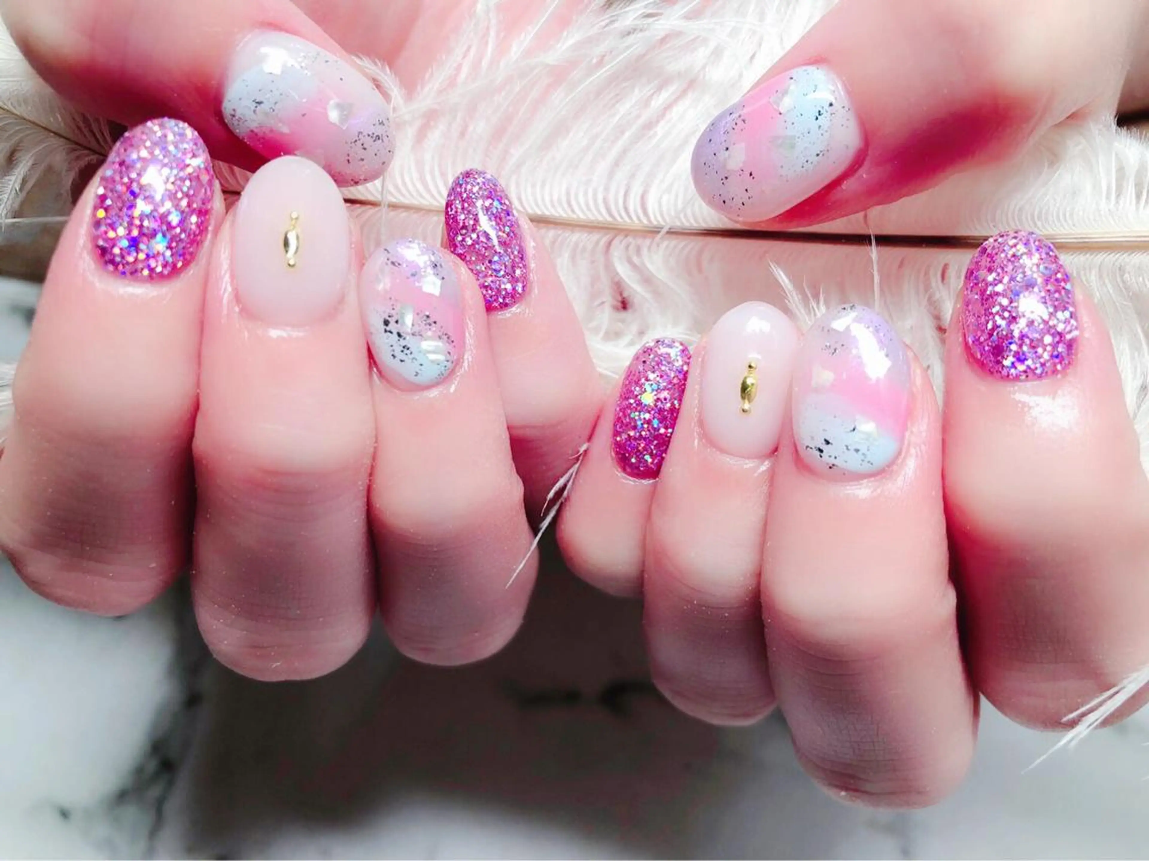 ネイル マジックミラー所属・マジック ミラーのネイルデザイン