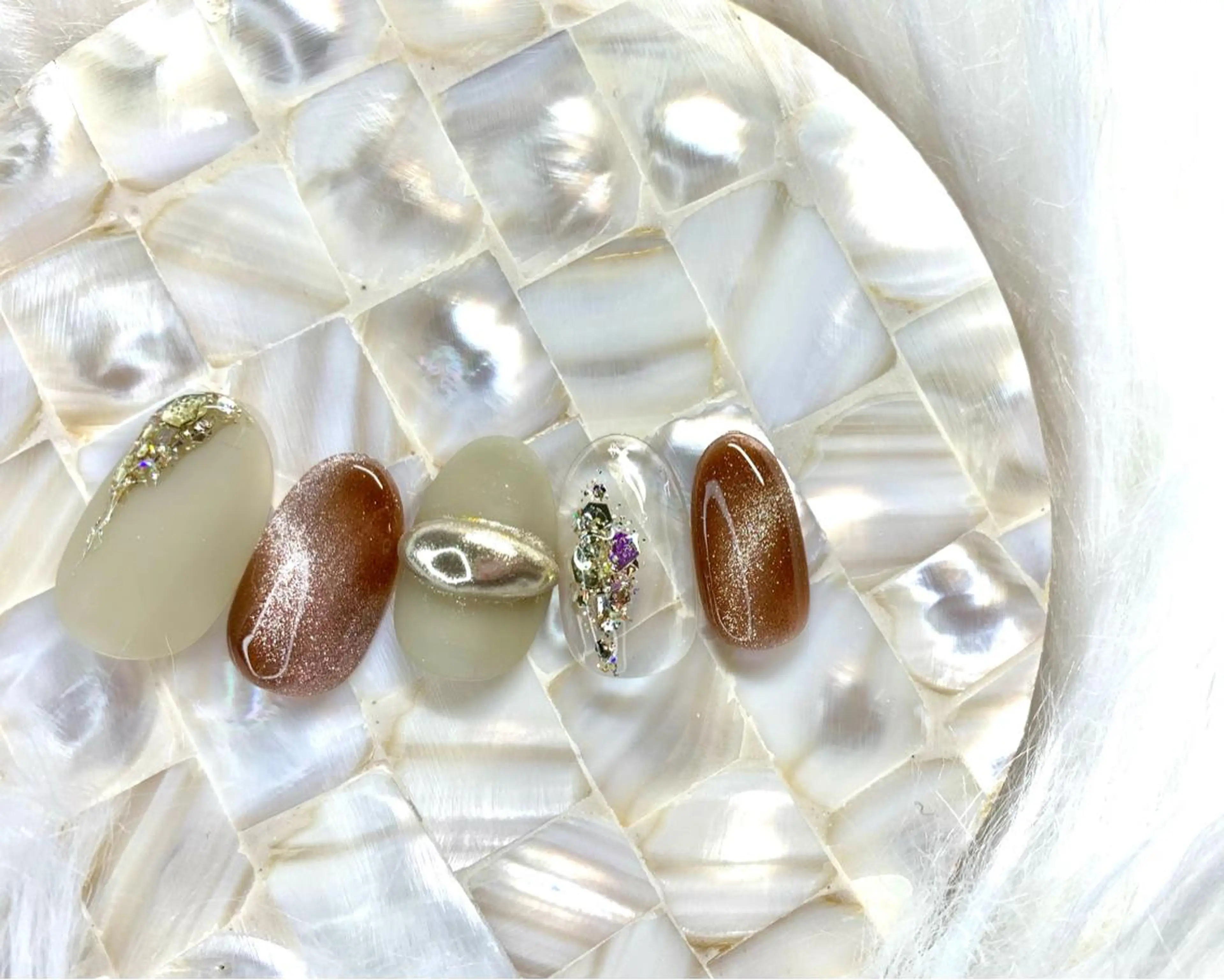 ネイル マグネットネイル ニュアンスネイル aime 中崎町のネイルデザイン