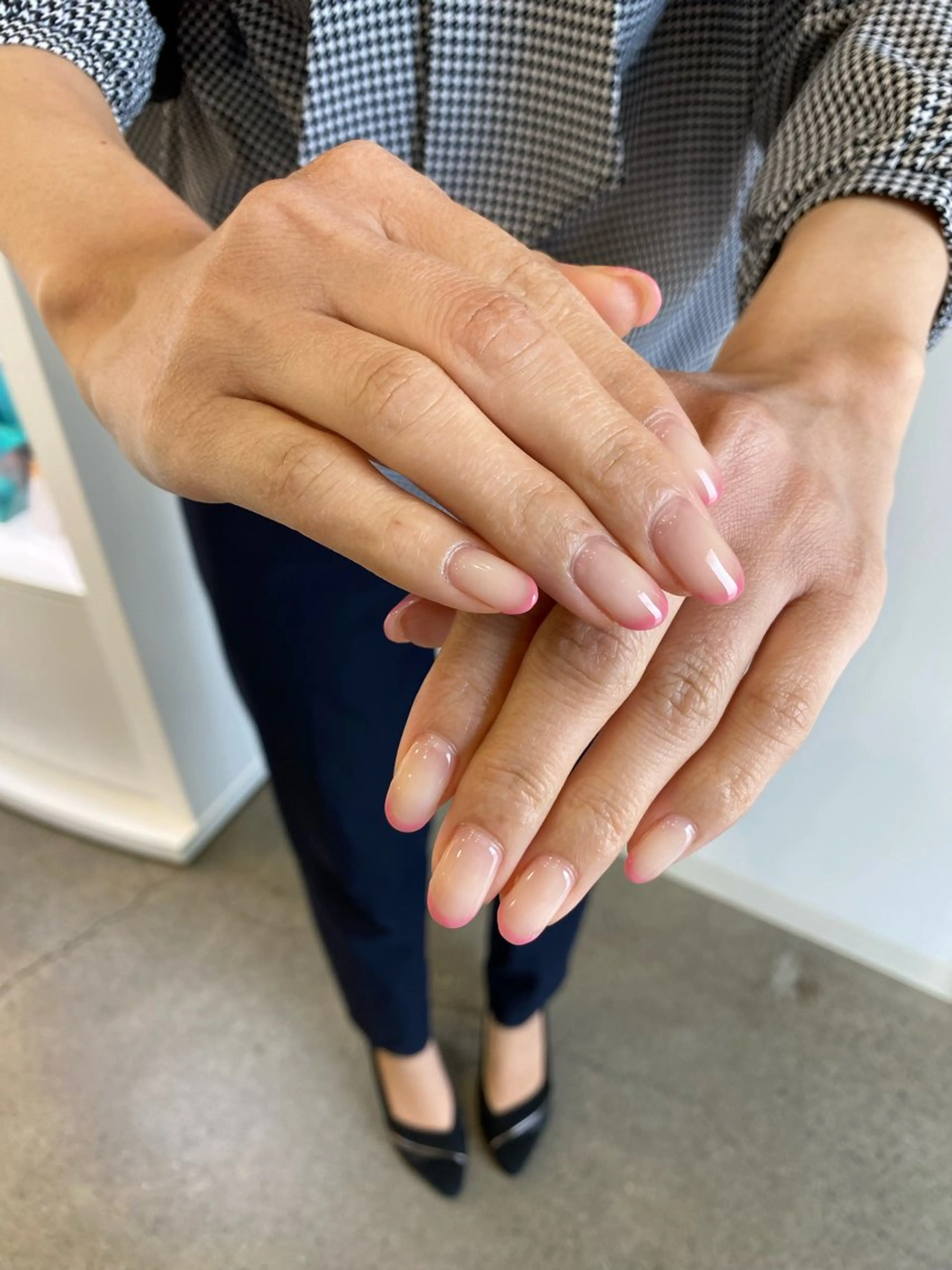 ネイル ハンドネイル whitepaper 🔷IZUMIのネイルデザイン