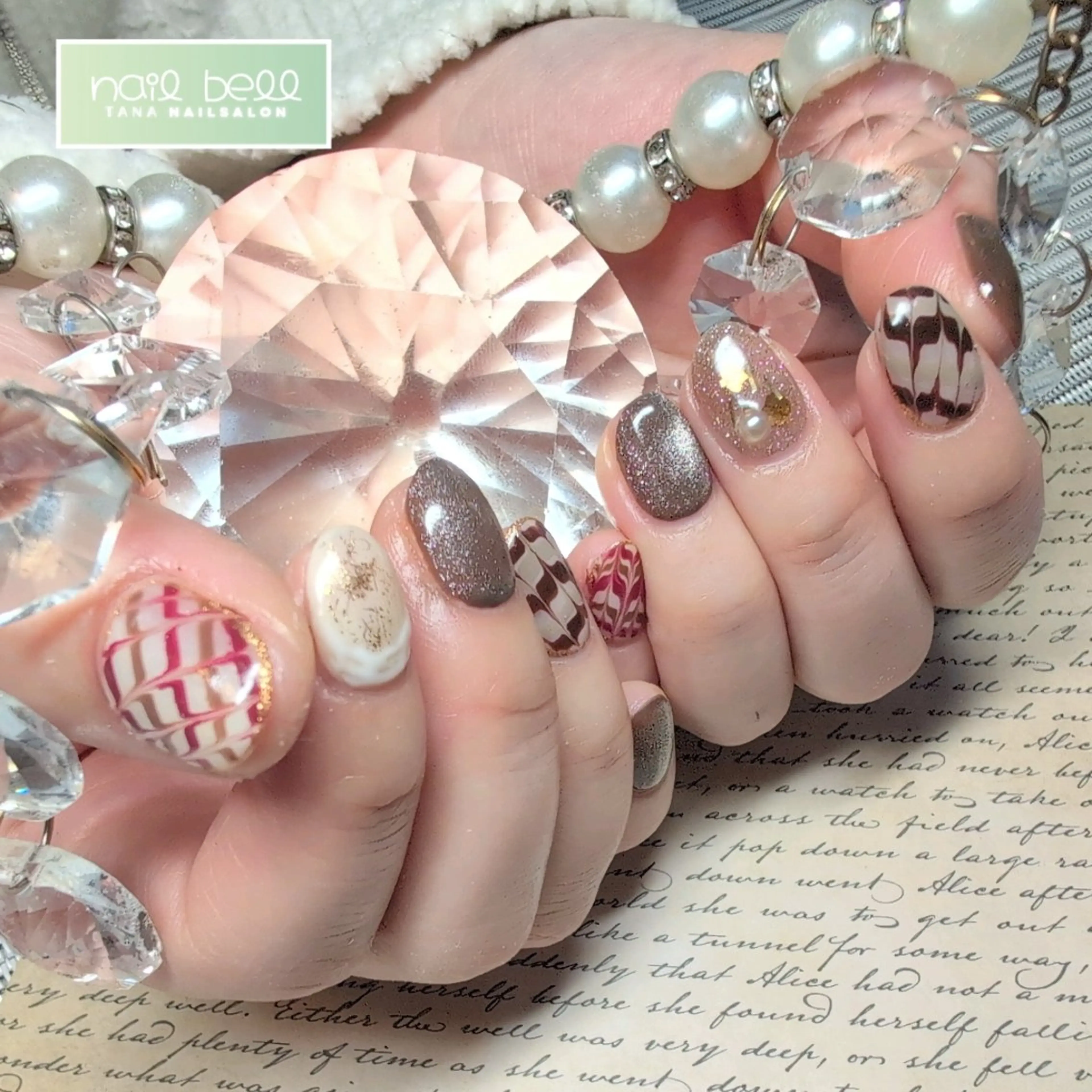 ネイル バレンタイン 占いができるネイルサロン「ネイルベル」所属・さいとう りなのネイルデザイン