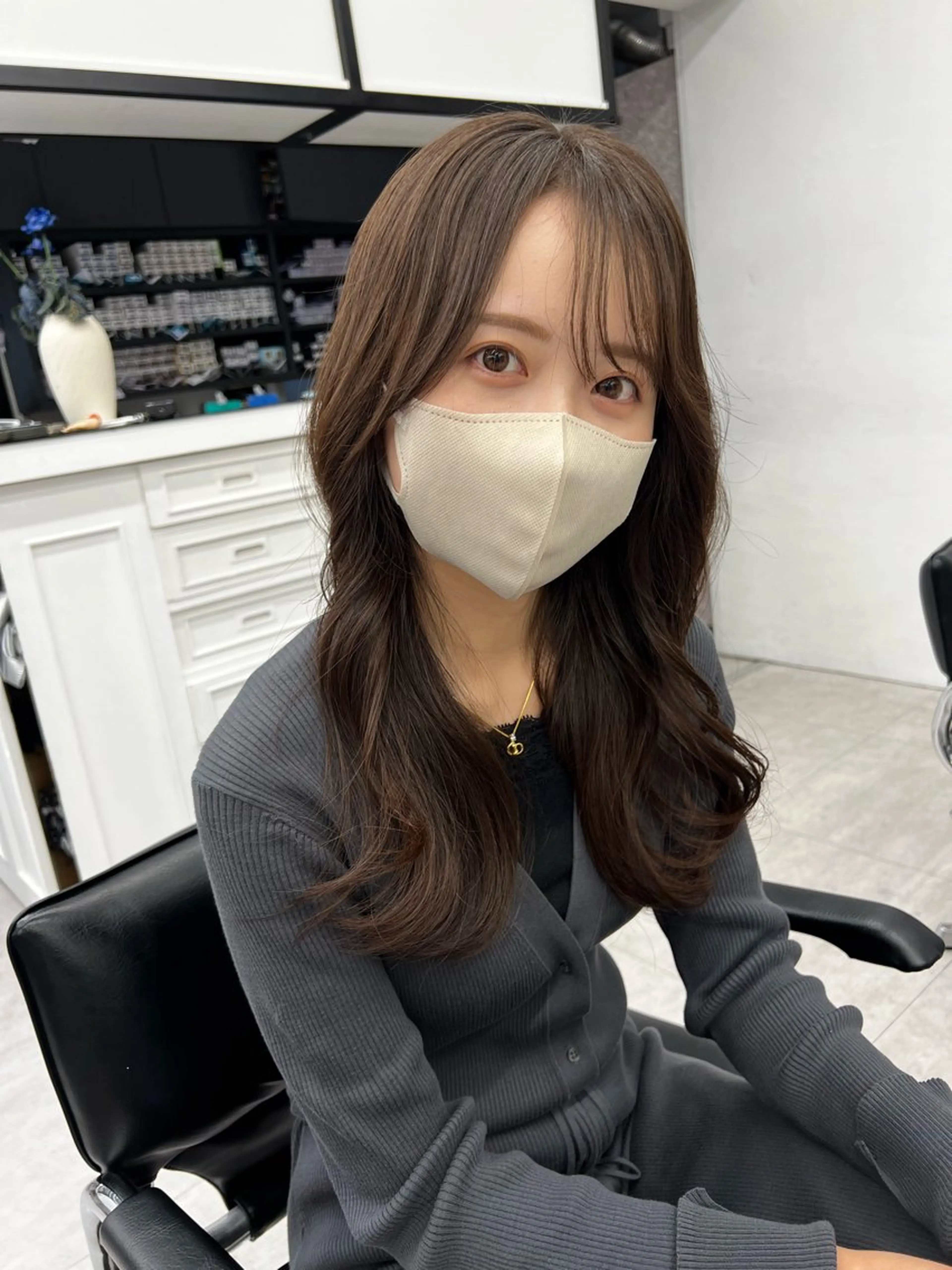 ロング カラー アッシュ ベージュカラー 黒髪 ブリーチ ブルーカラー 韓国ヘア♡ 顔まわりカットayaのヘアスタイル