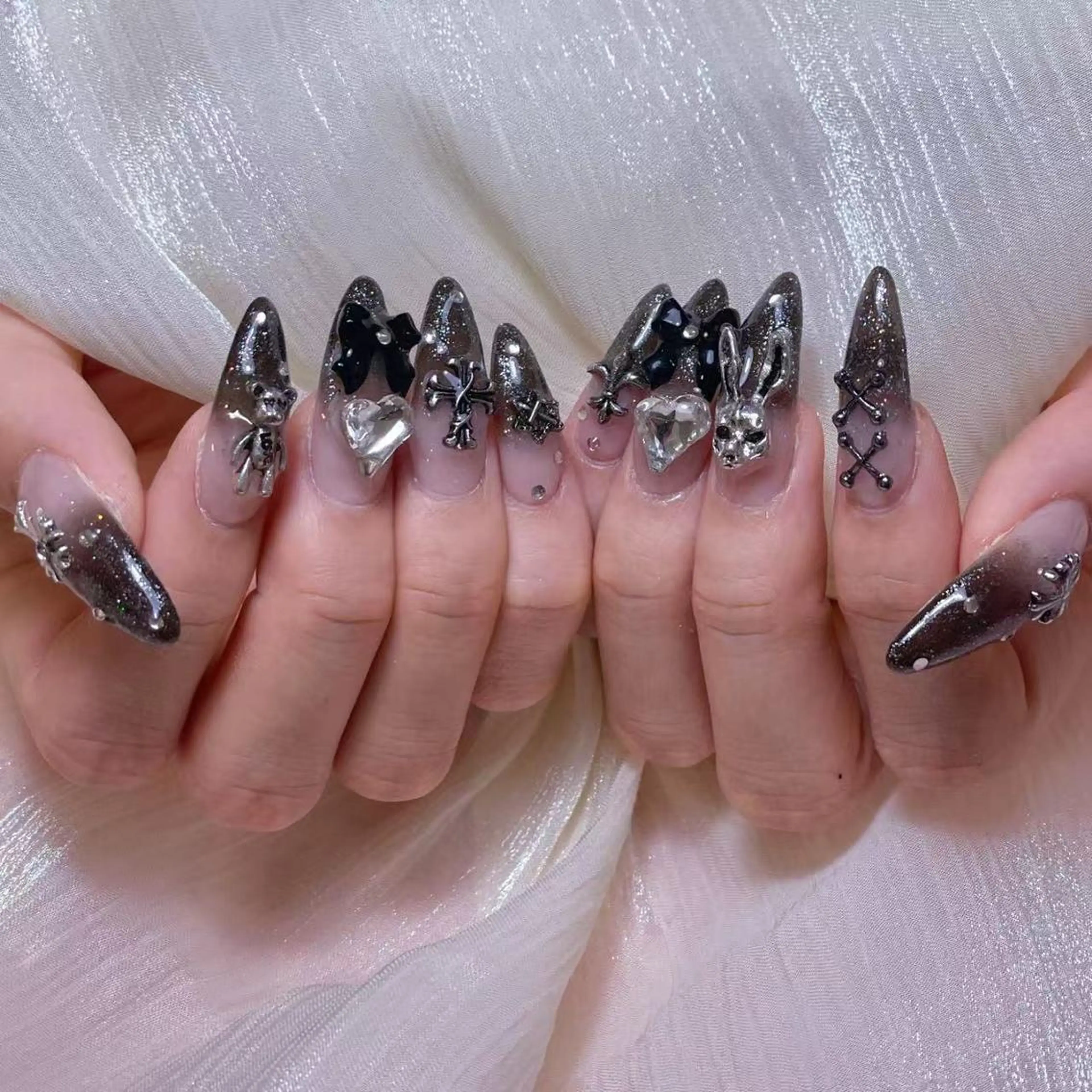 ネイル ハンドネイル DEMAIN- 🌹のネイルデザイン