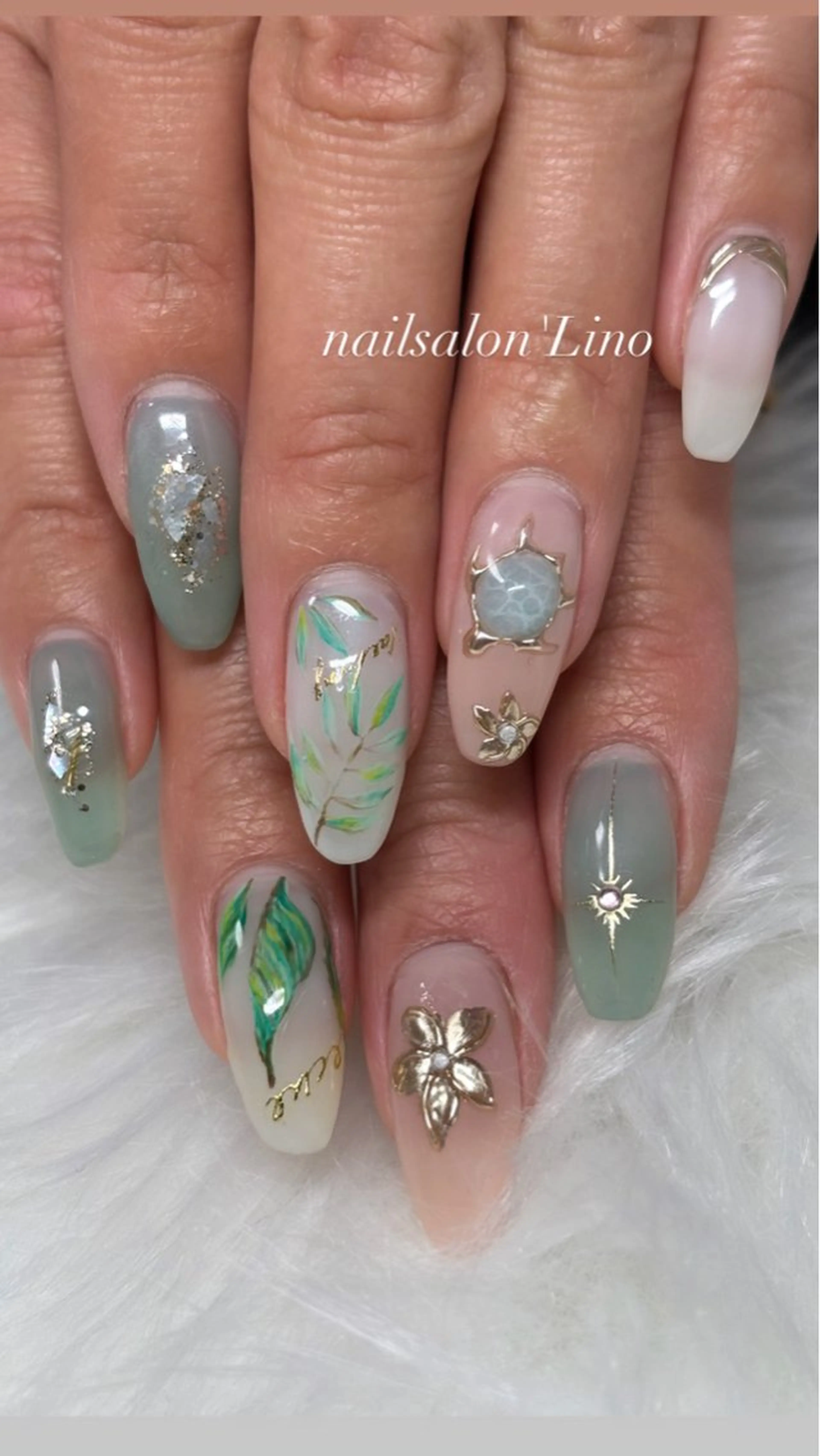 ネイル Lino𓂃⟡.· Chizuruのネイルデザイン