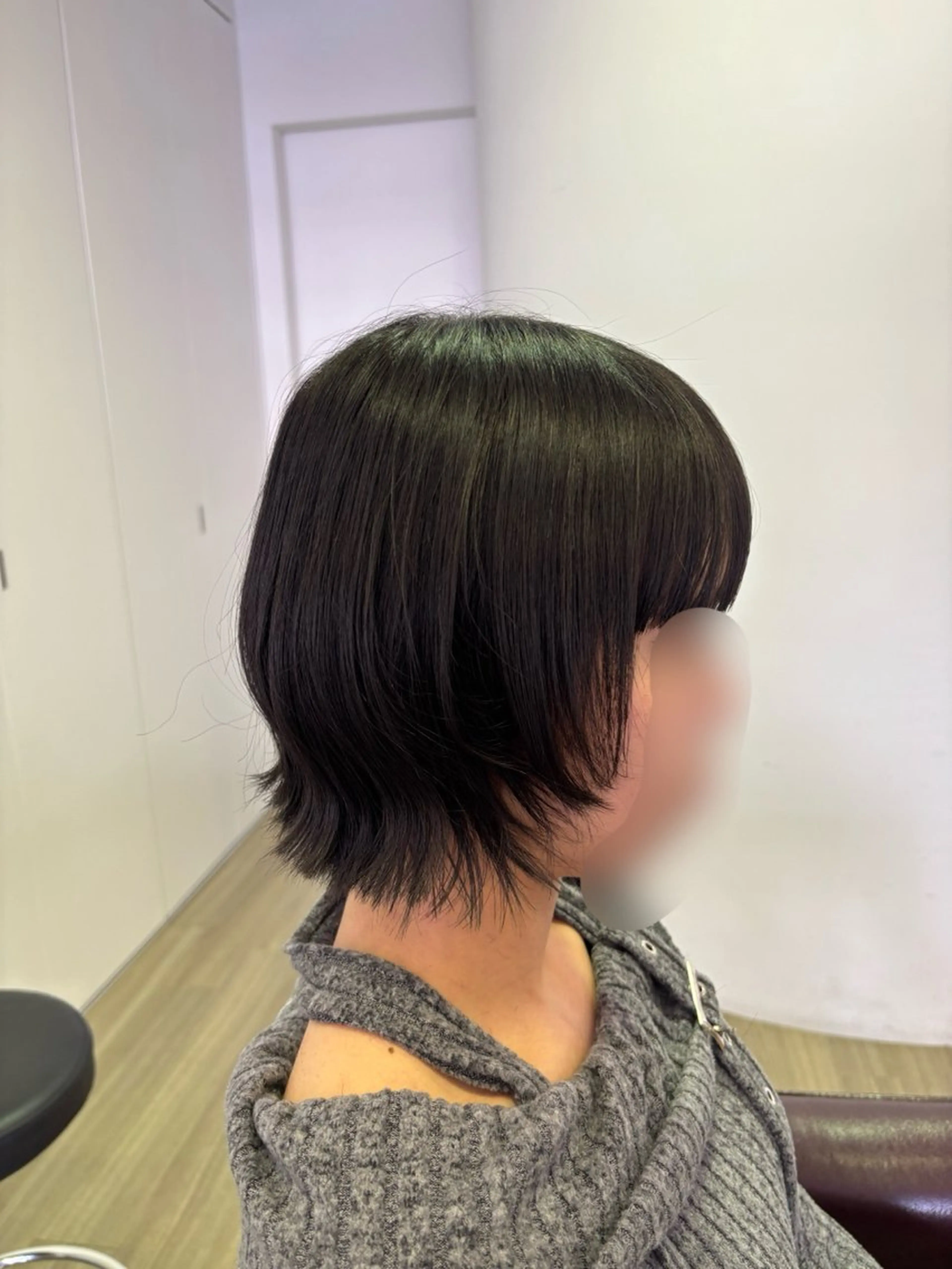 ショート ボブ 顔周りカット レイヤーカット 小顔カット カット 岡本 紗依のヘアスタイル