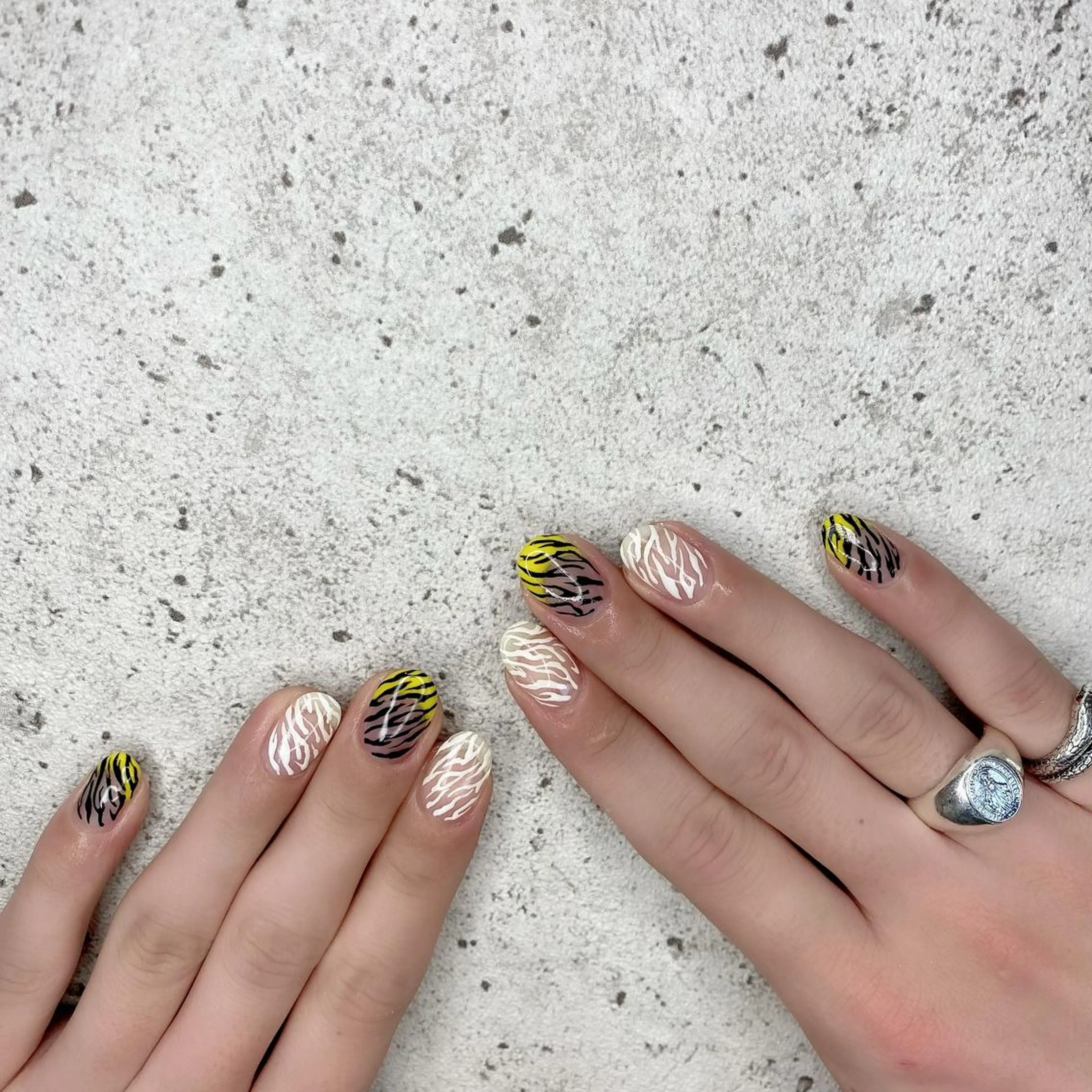 ミディアム カラー パーマ ヘアアレンジ メンズ キッズ ネイル マツエク・マツパ アイブロウ メンズアイブロウ アニマル柄 メンズネイル ハンドネイル Salon Ｋのネイルデザイン