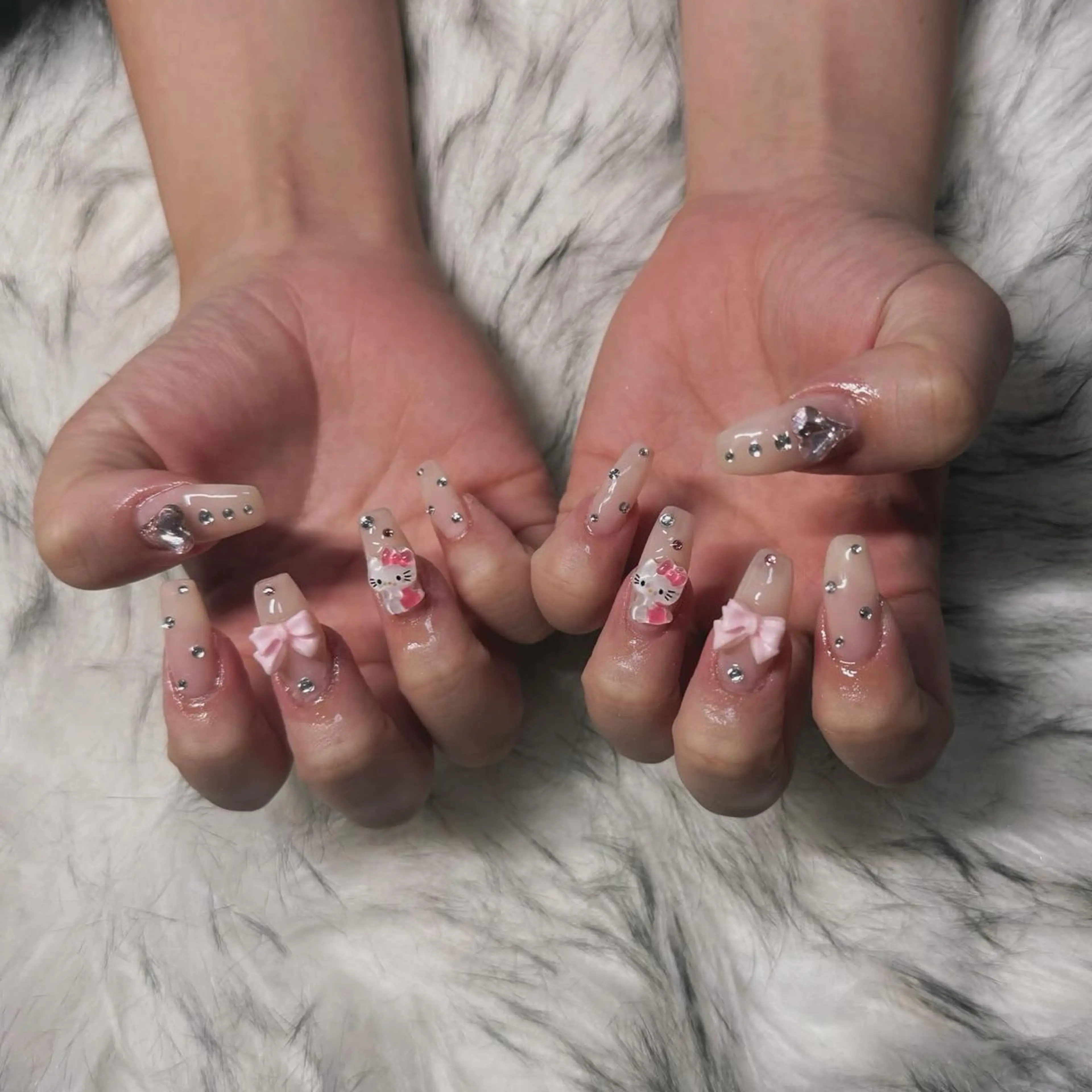 ロング ハンドネイル mao .のネイルデザイン