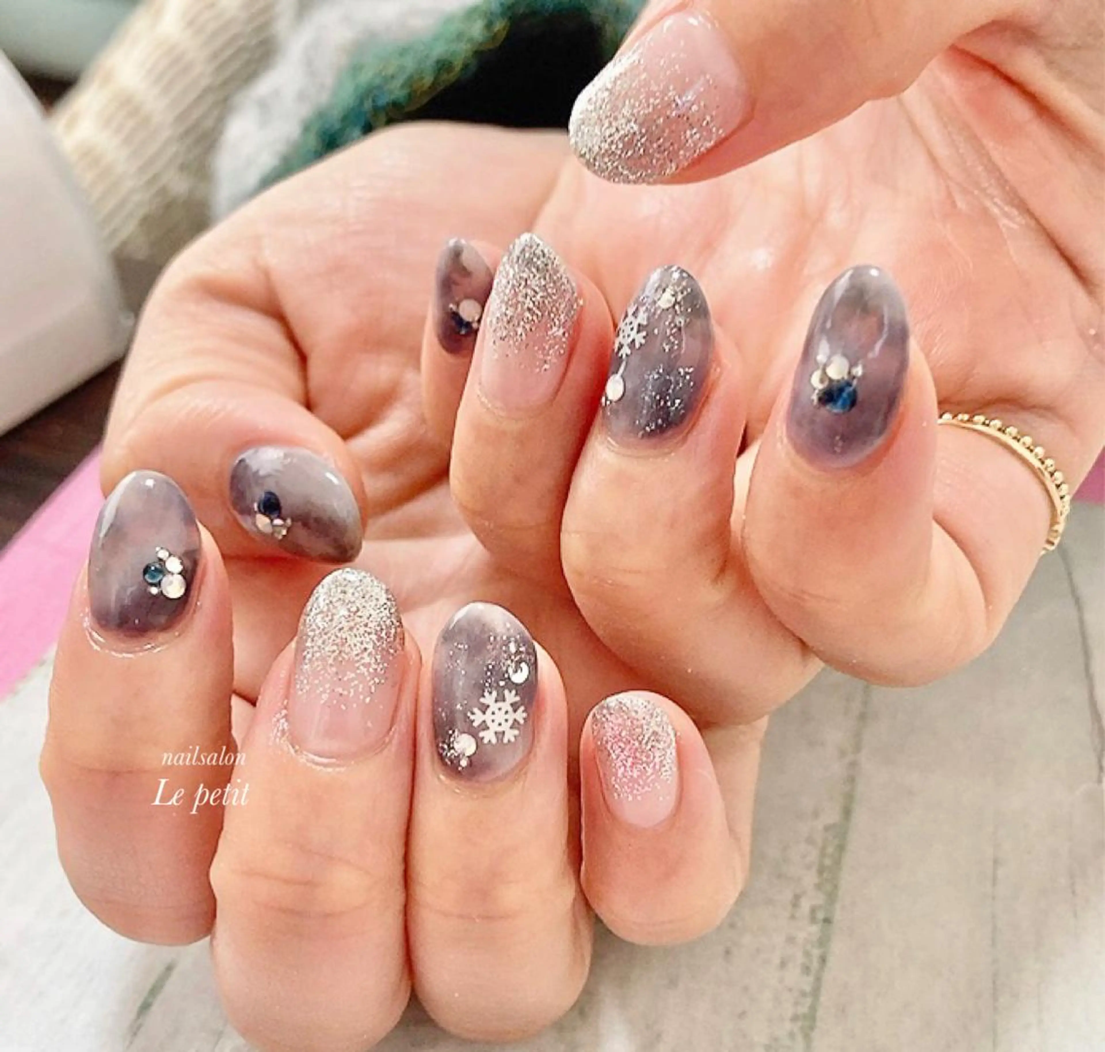 ネイル 石野 広佳のネイルデザイン