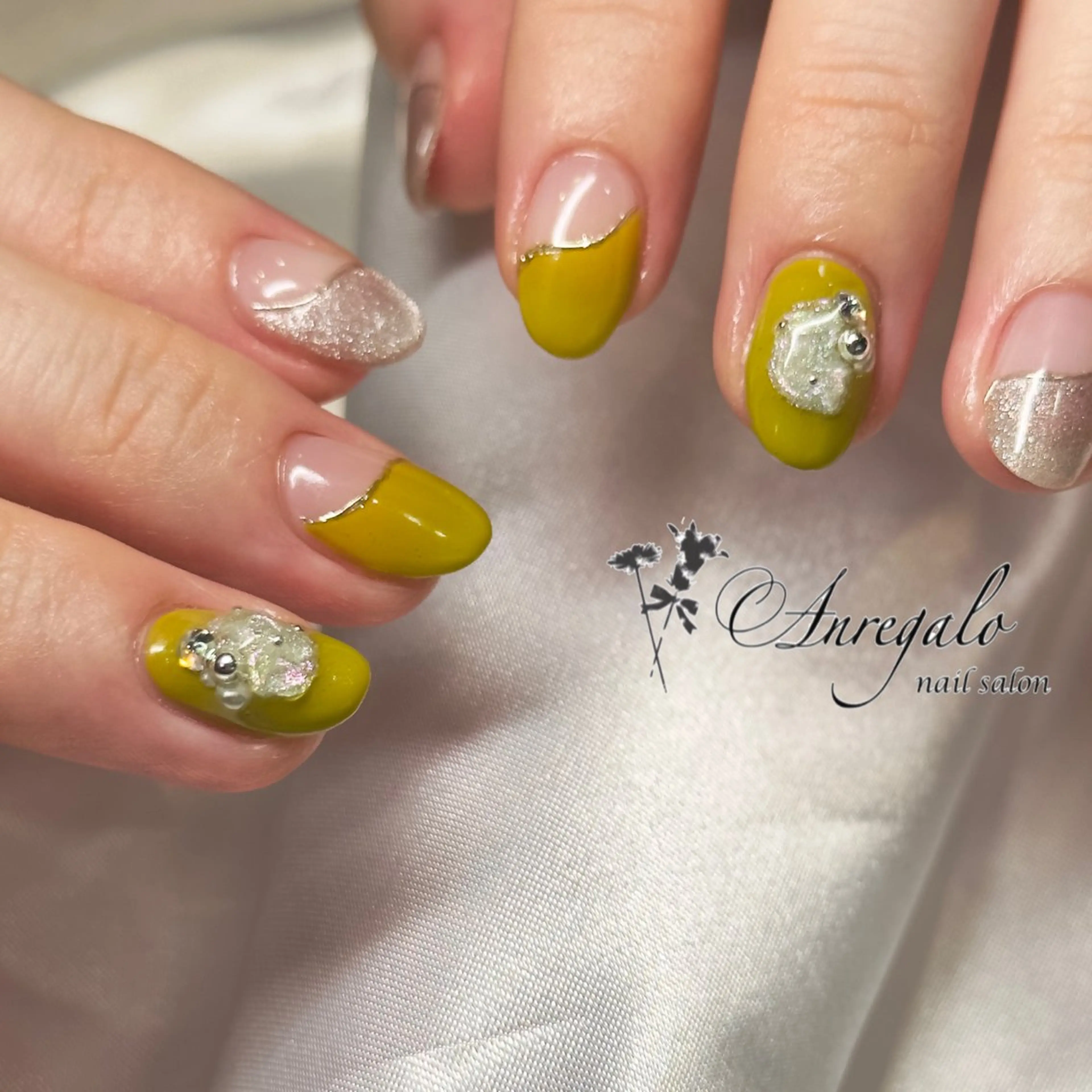 ネイル ピスタチオネイル 春ネイル nail salon Anregalo《アンレガロ》所属・橋本 麻未のネイルデザイン