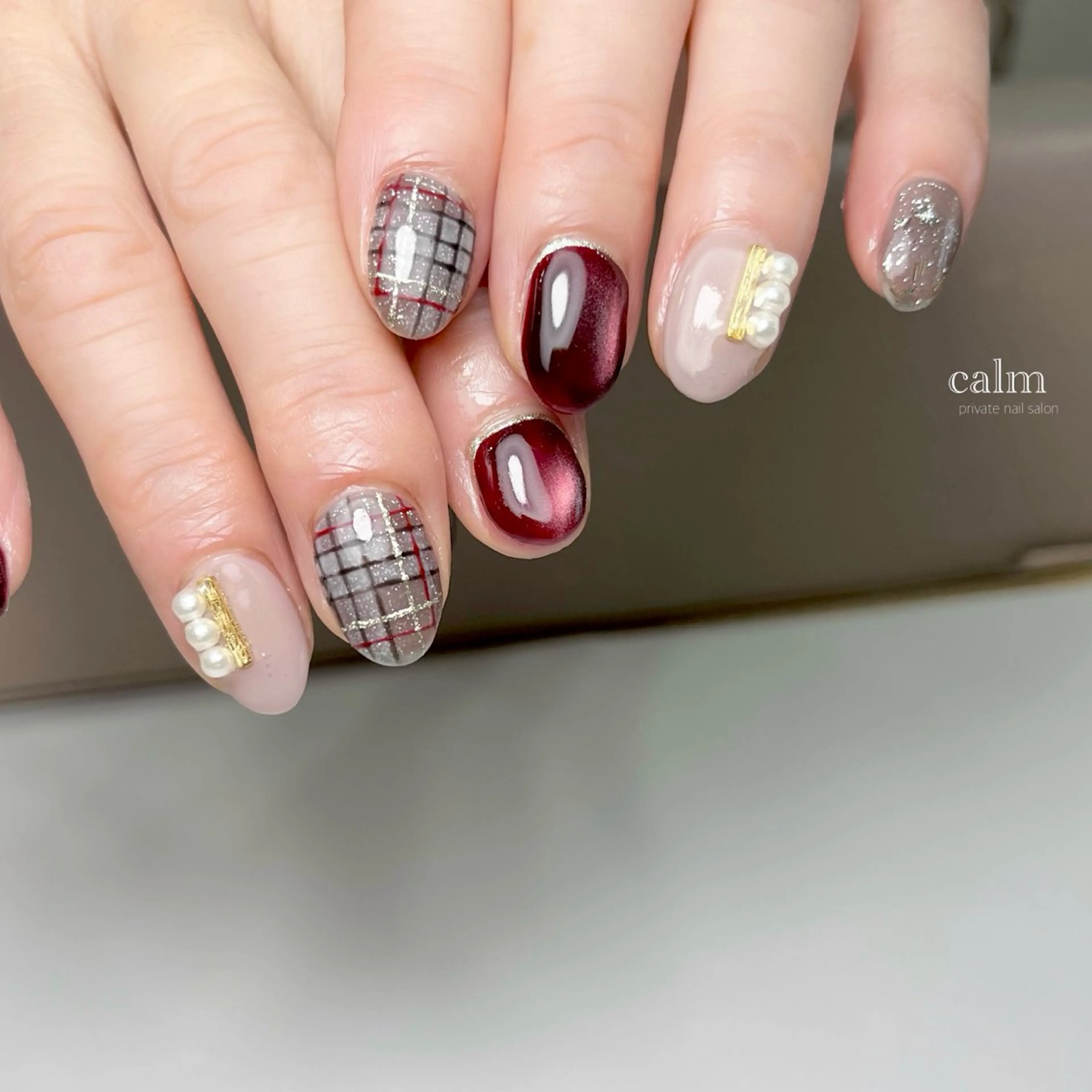 ネイル ハンドネイル calm 〔ｶｰﾑ〕のネイルデザイン