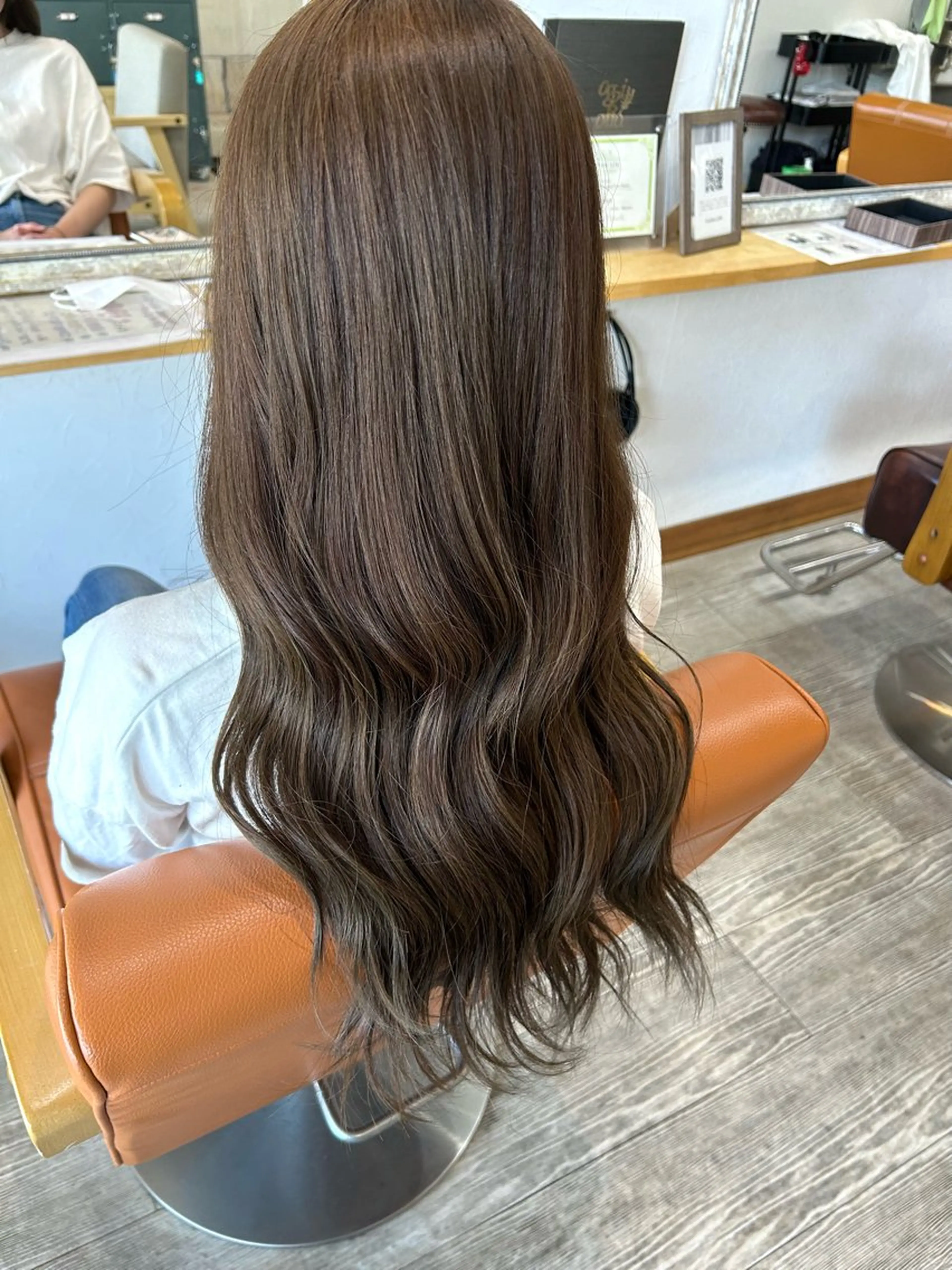 カット+透明感カラー+ミルボン3stepトリートメント🌻の写真