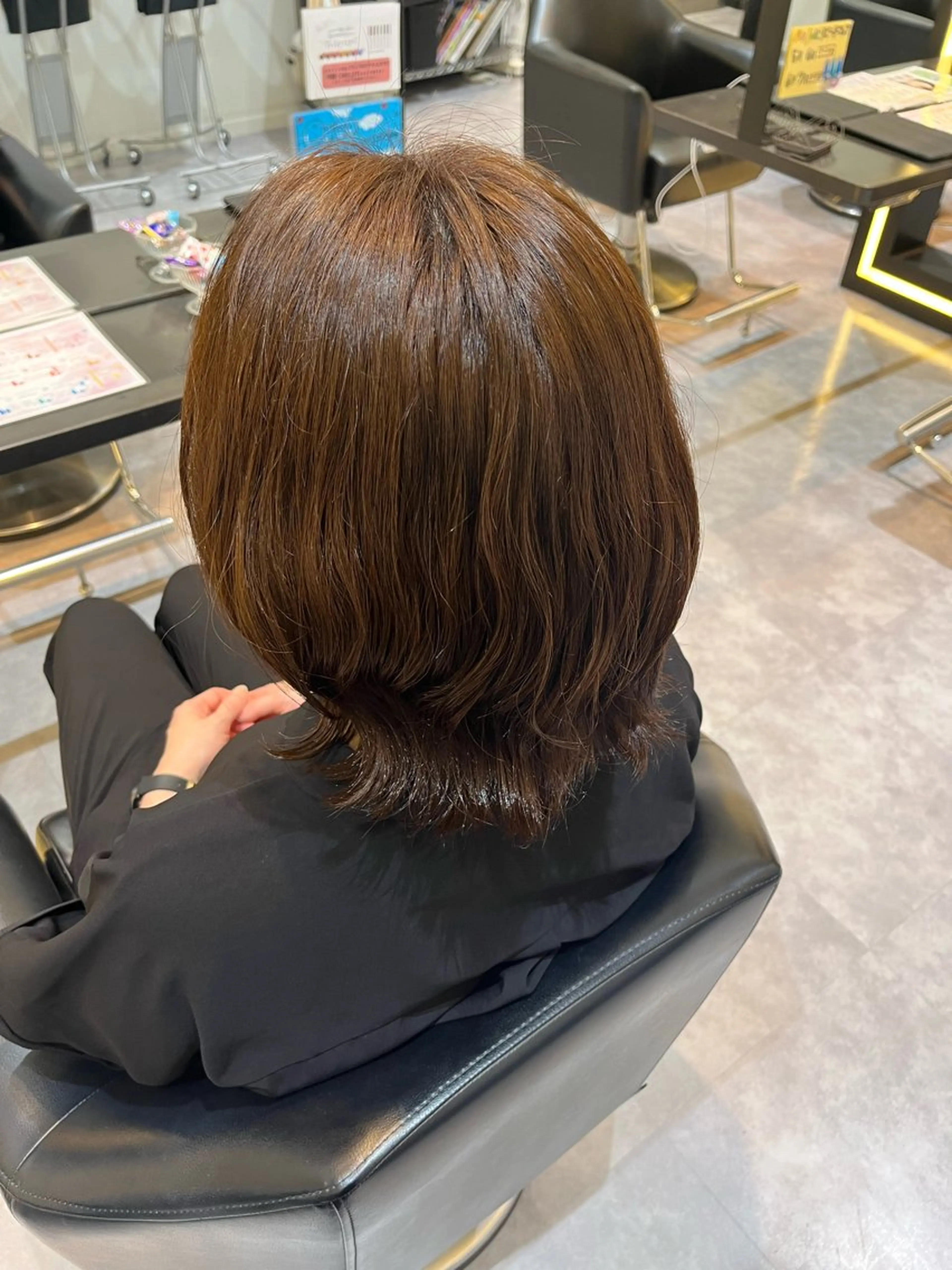 カラー SUR   DEUX所属・渡辺 香心のヘアスタイル