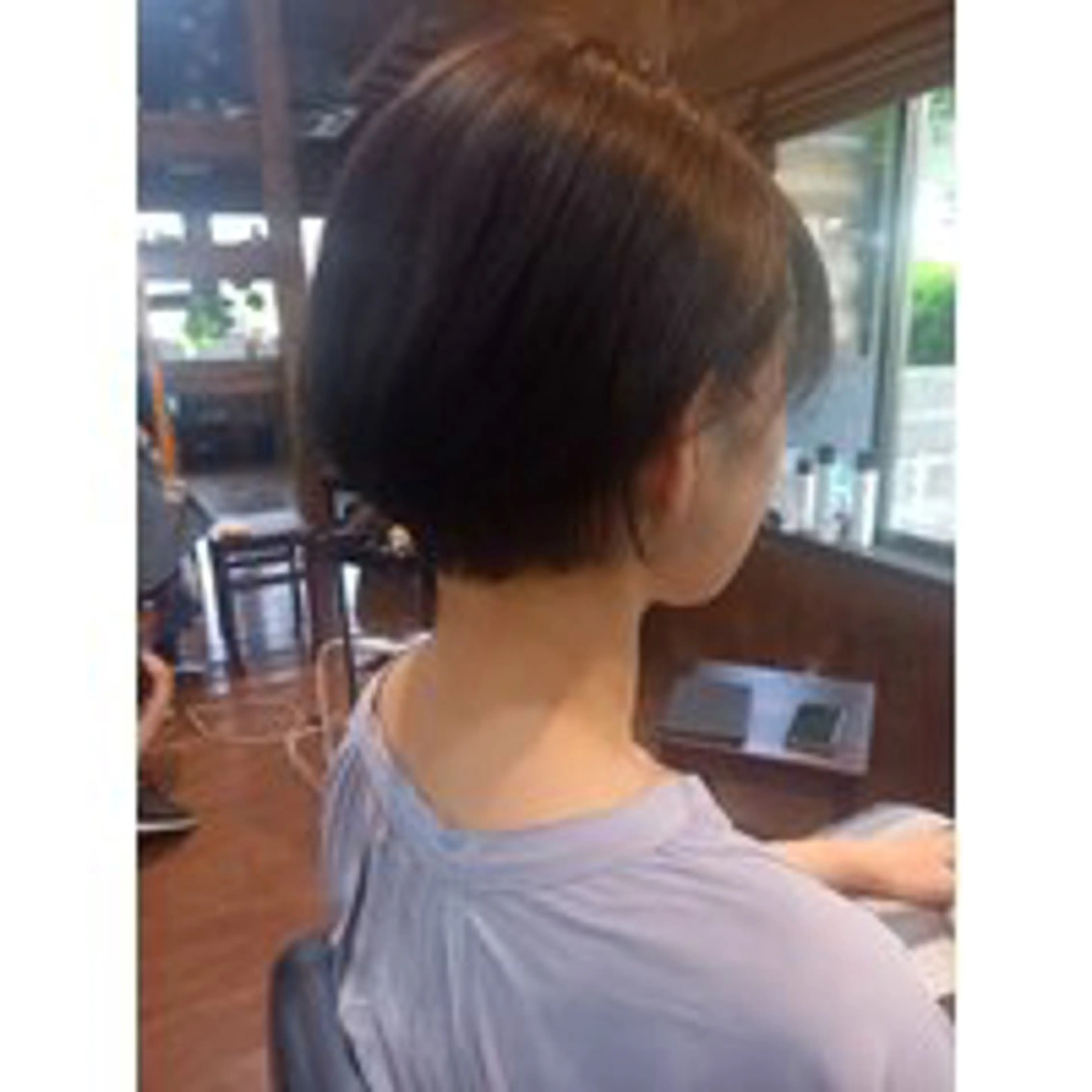 ショート 飯田 仁美のヘアスタイル