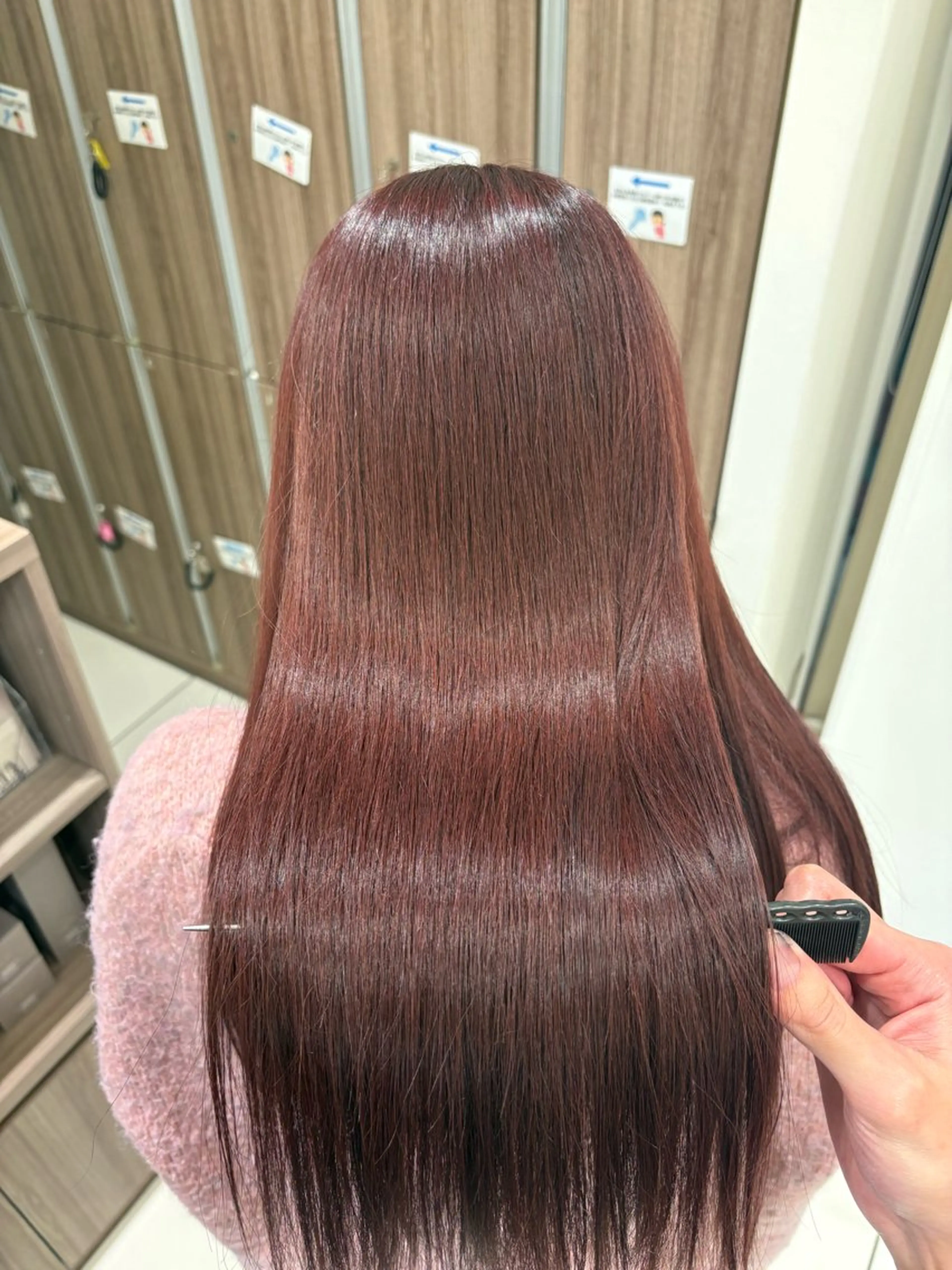 ロング ヘアカラー 艶感カラー✨ kokiのヘアスタイル