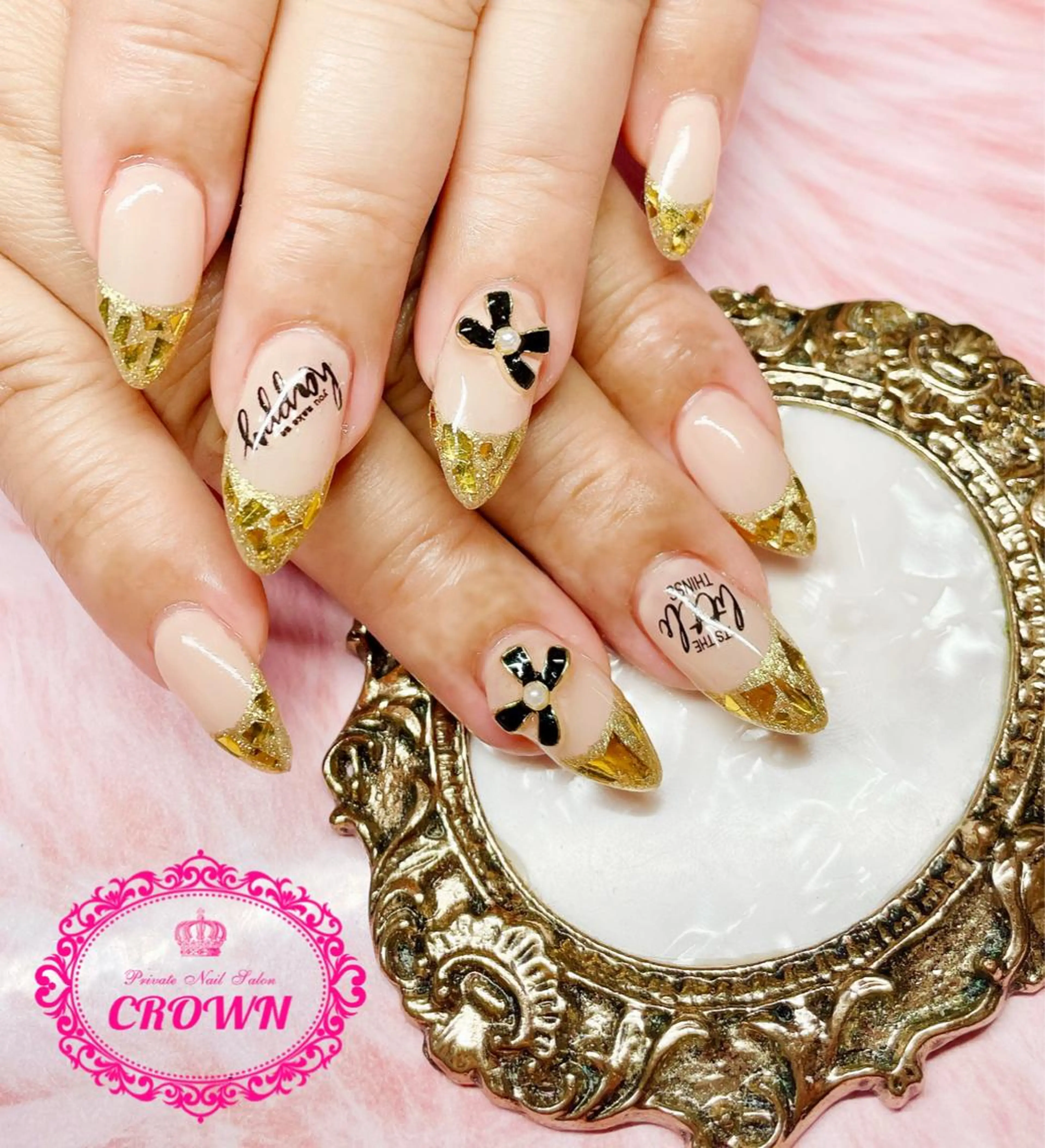 ネイル CROWN プライベートサロンのネイルデザイン