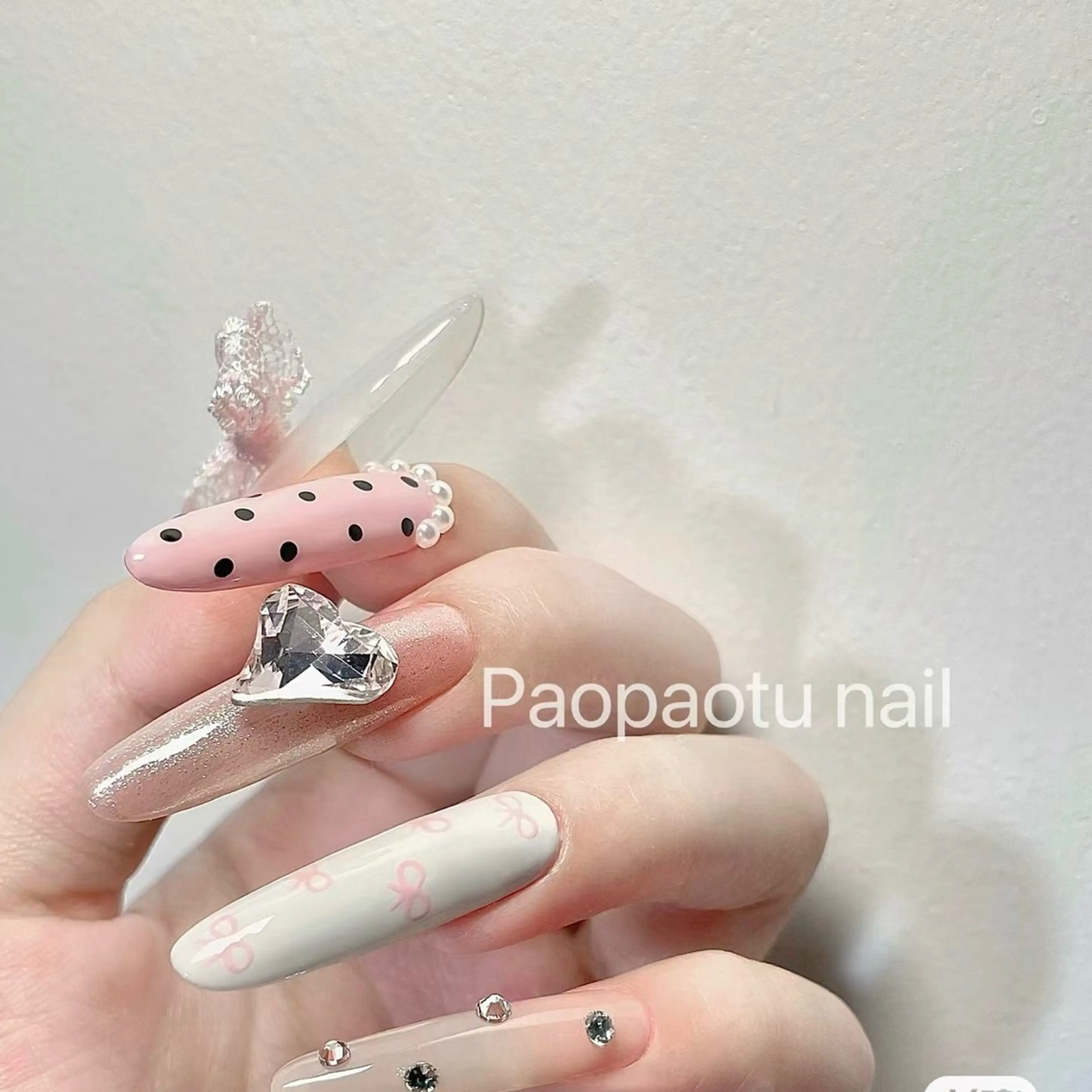 ネイル Hana  NAIL所属・新宿YISInail スカルプ専門店のネイルデザイン