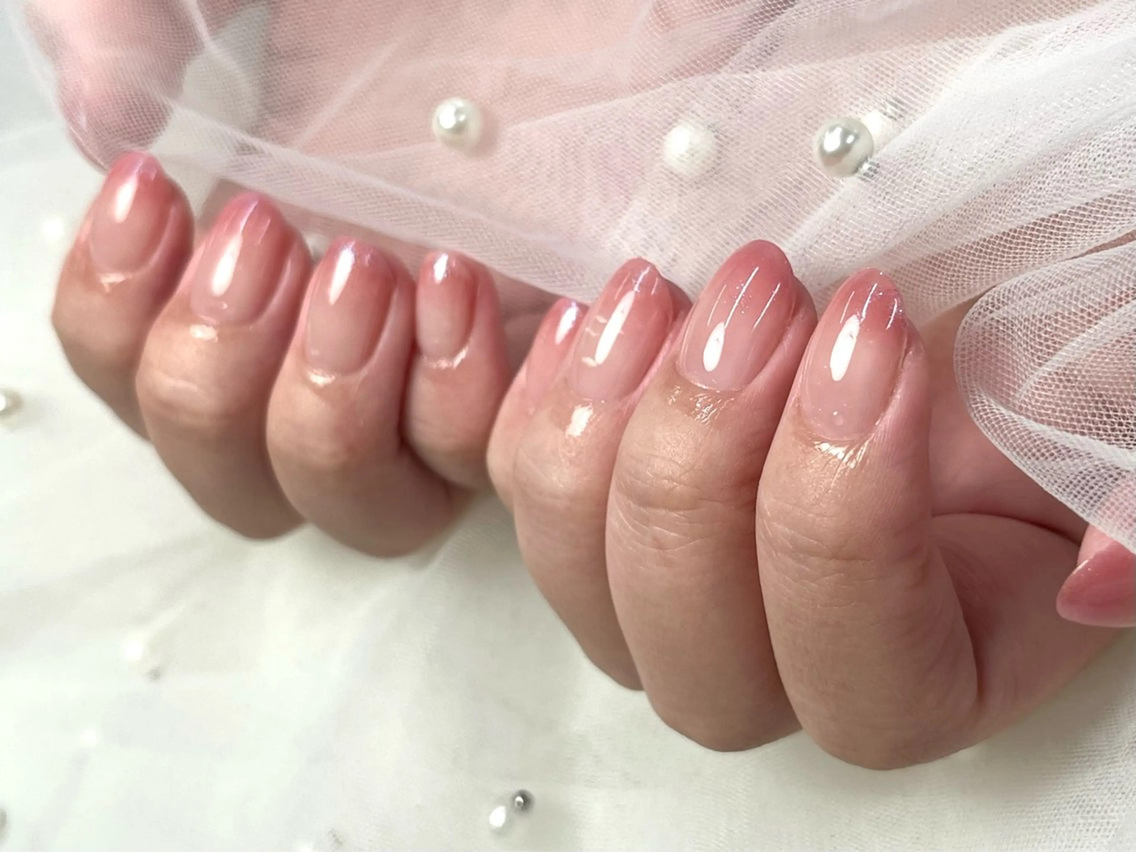 ネイル グラデーション キラキラネイル 韓国ネイル ラメ(グリッター) ラメグラデーション ハンドネイル ToliyDeliy Mayuのネイルデザイン