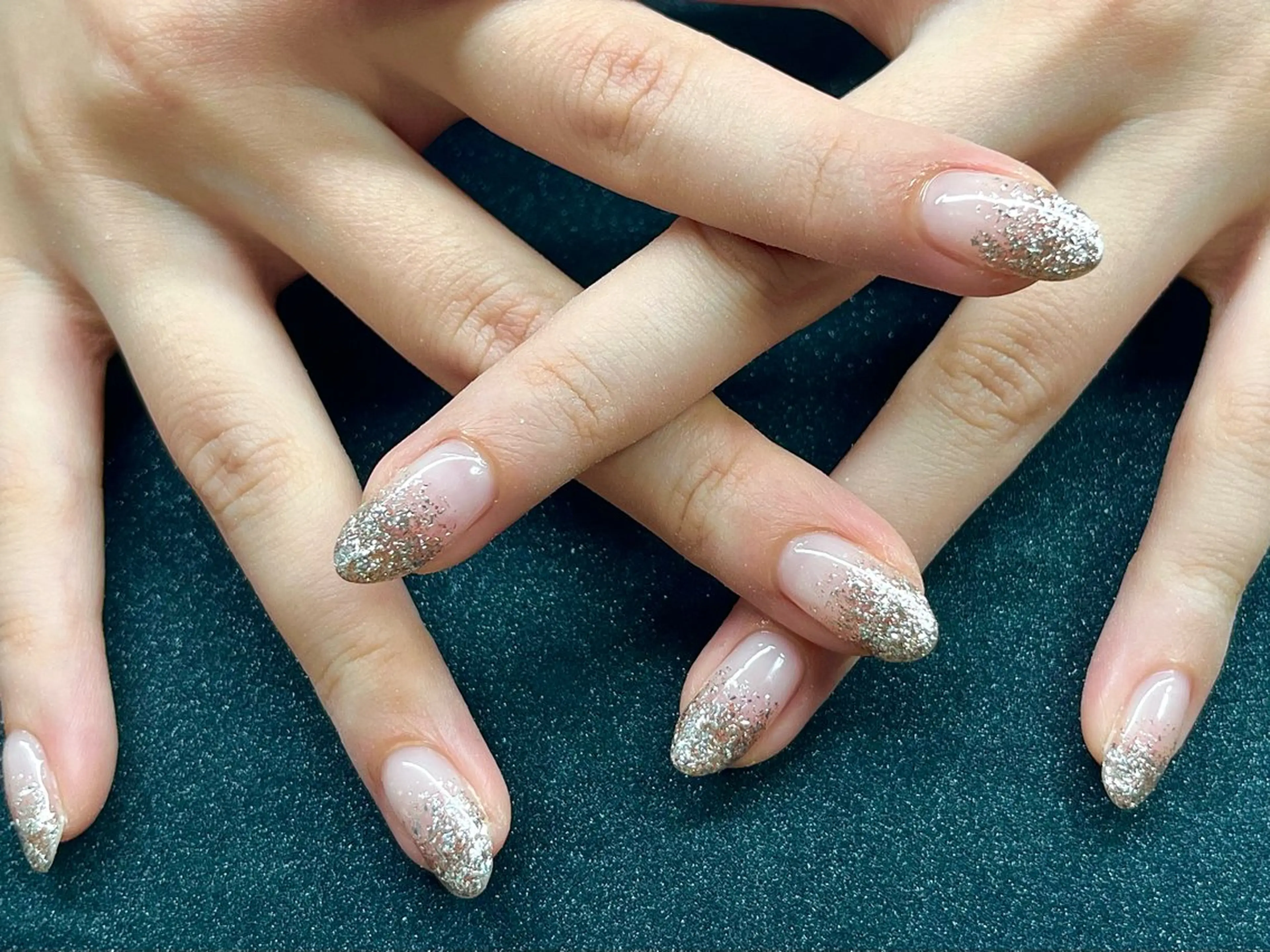 ネイル ラメ(グリッター) ラメグラデーション ハンドネイル Chika .のネイルデザイン