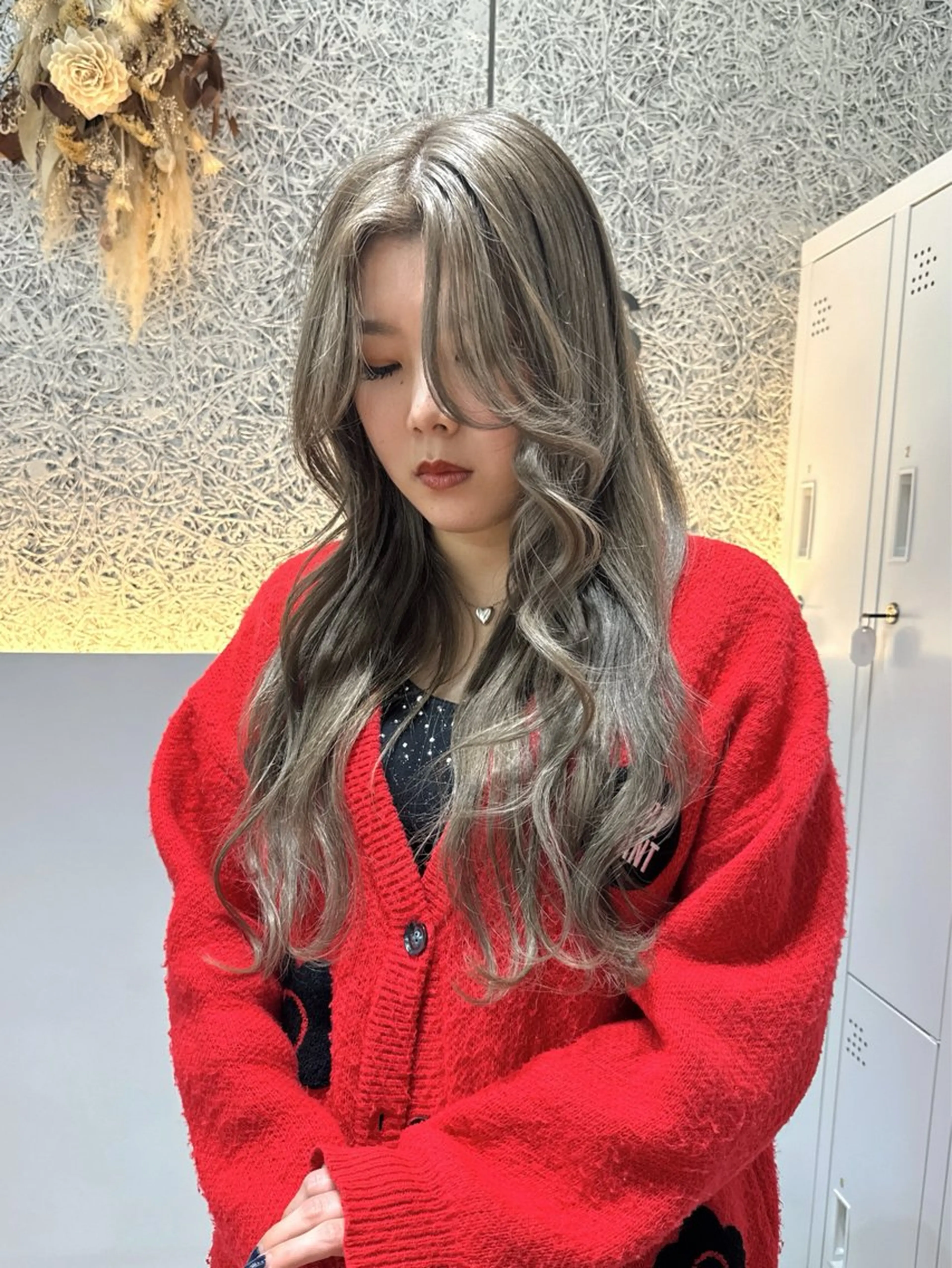 ロング カラー ヘアカラー トリートメント 🌱ブリーチ・透明感 カラー/mapi🦭のヘアスタイル