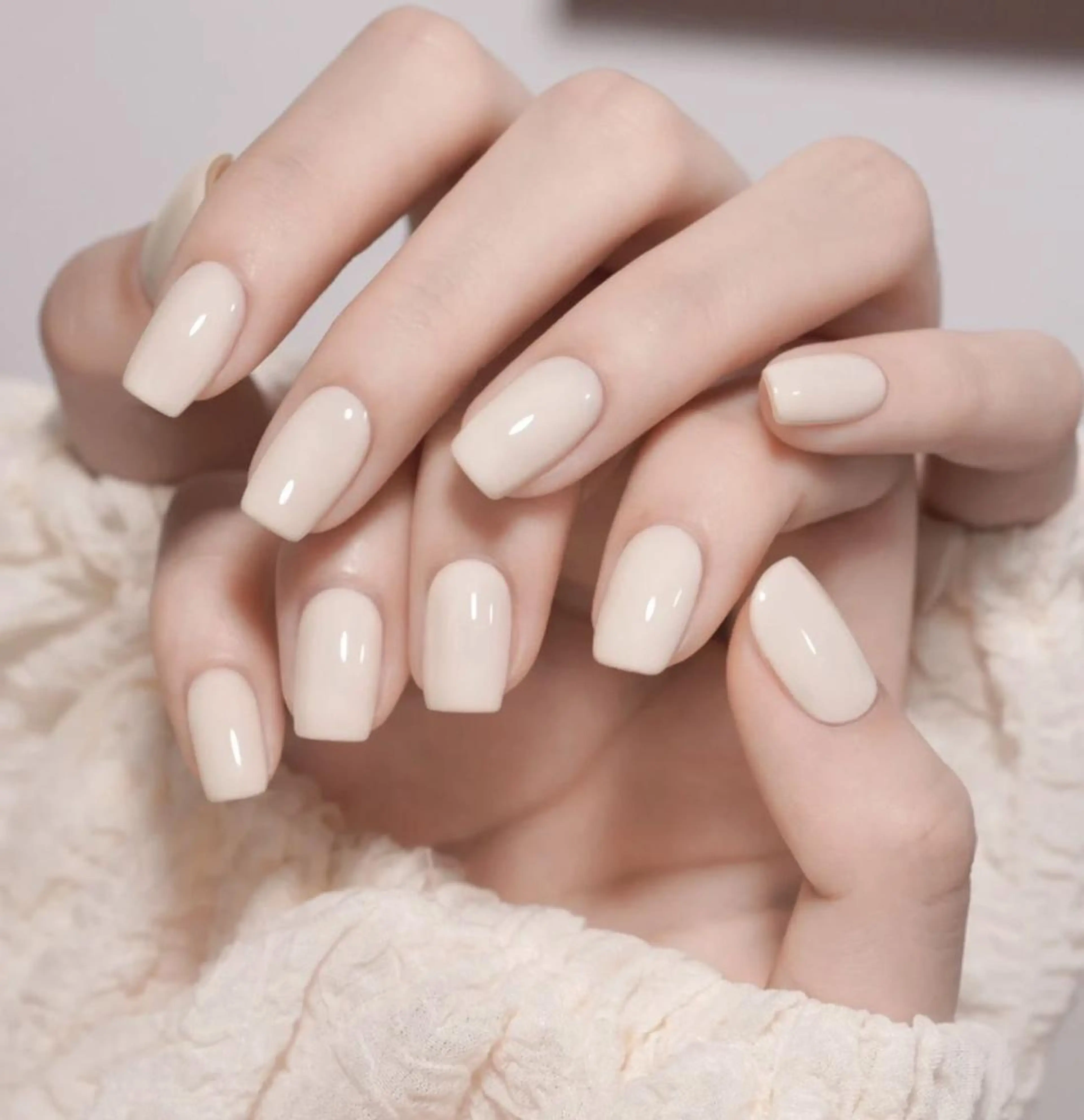 ネイル ワンカラーネイル Queens テイのネイルデザイン