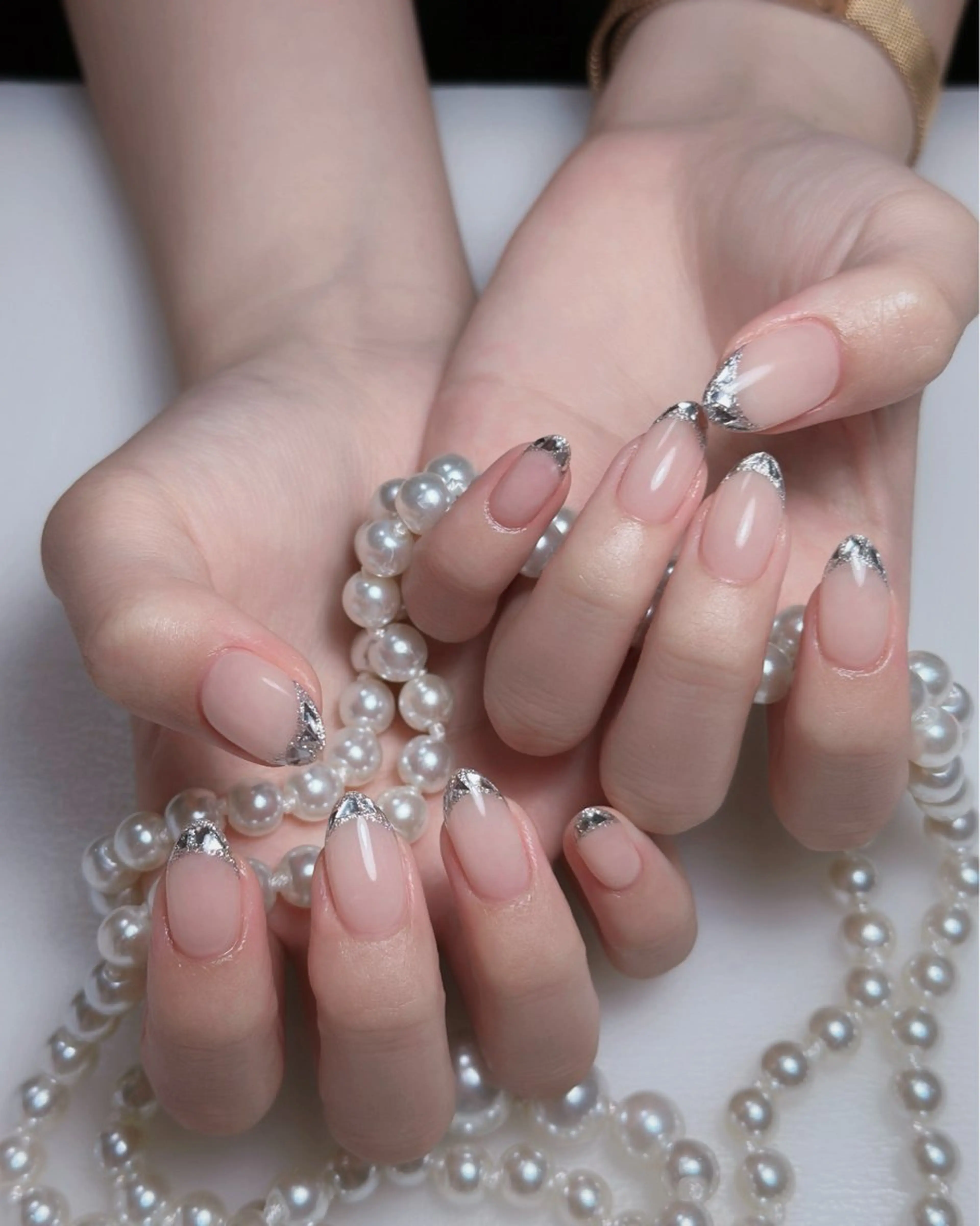 ネイル オーロラネイル 長さ出し フットネイル 韓国ネイル ラメ(グリッター) ハンドネイル 👍thumbs up nail👍のネイルデザイン