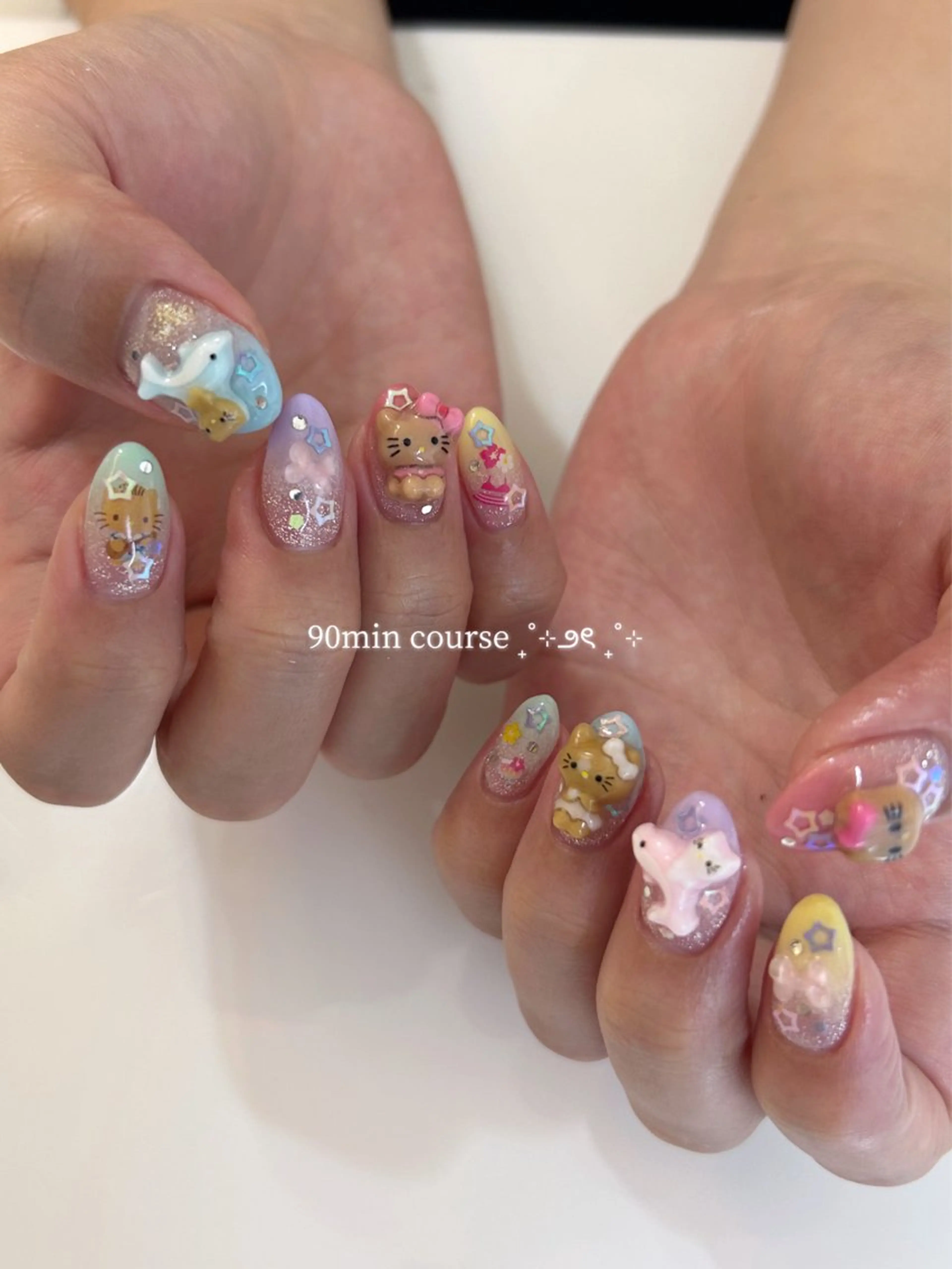 ネイル 持ち込み ハンドネイル ViViA momokaのネイルデザイン